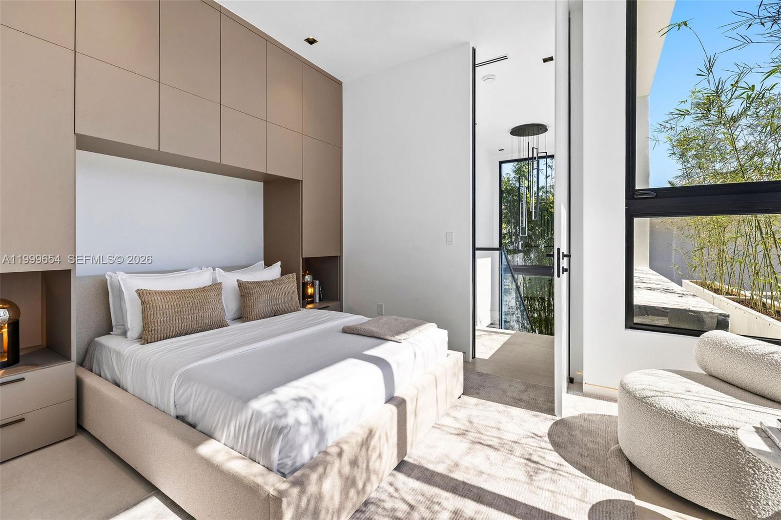 325 W 63rd St Miami Beach, FL 33141