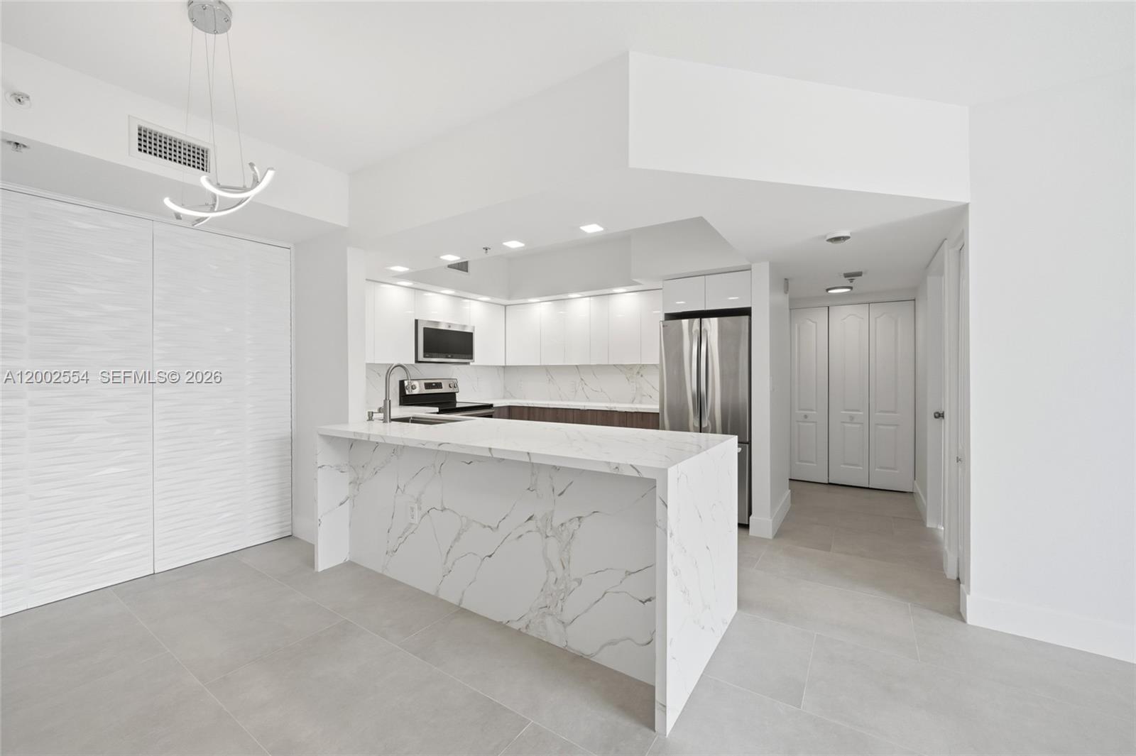 110 N Federal Hwy #1401