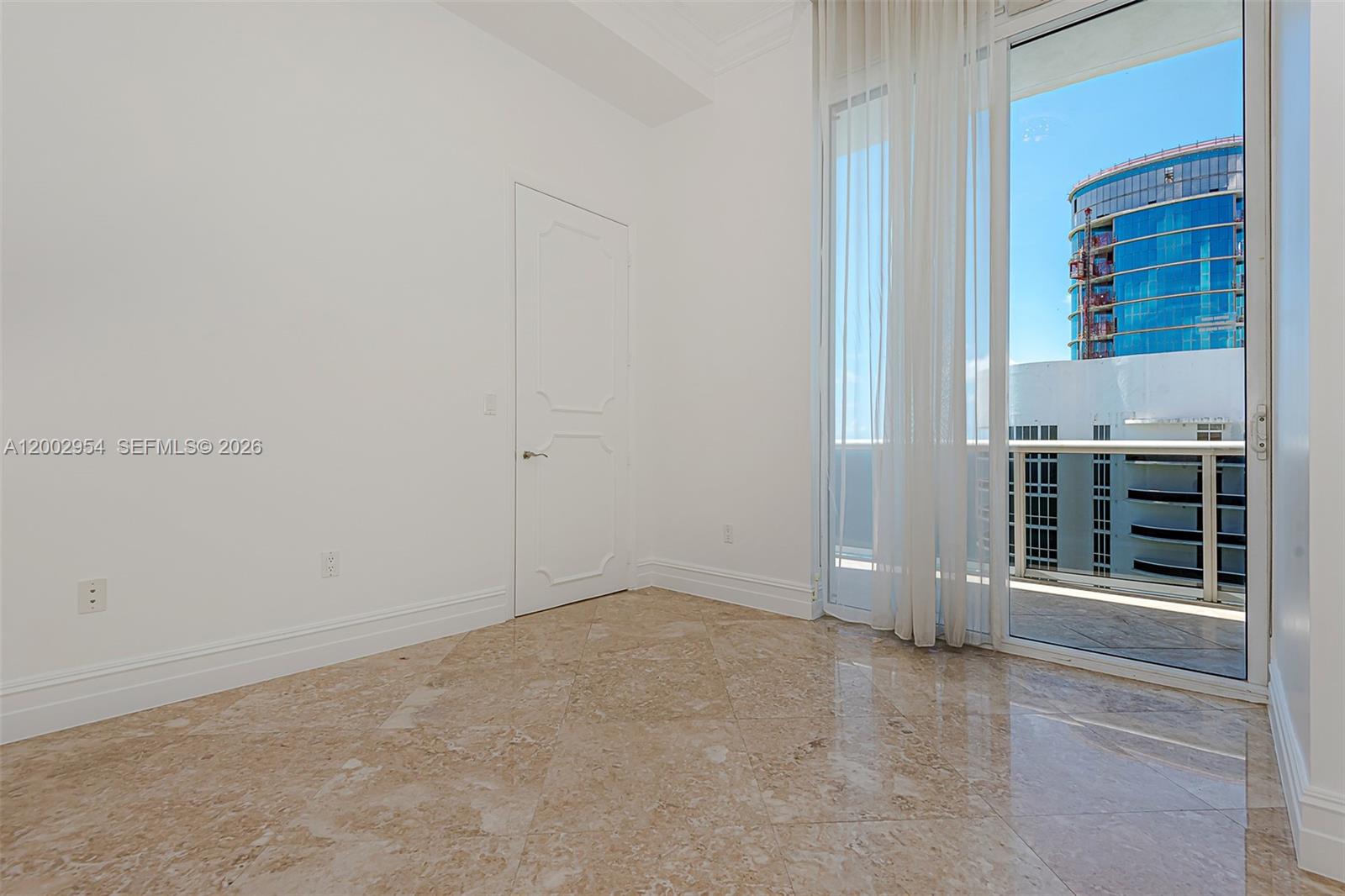 15901 Collins Ave #4302 Sunny Isles Beach, FL 33160
