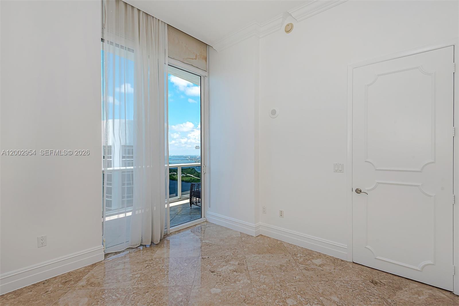 15901 Collins Ave #4302 Sunny Isles Beach, FL 33160
