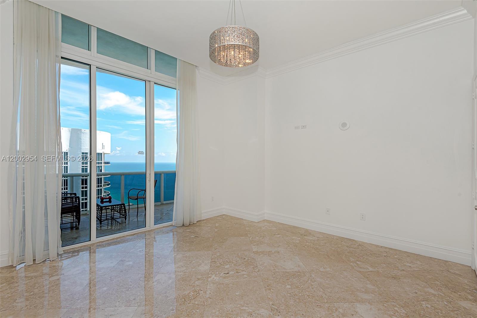 15901 Collins Ave #4302 Sunny Isles Beach, FL 33160