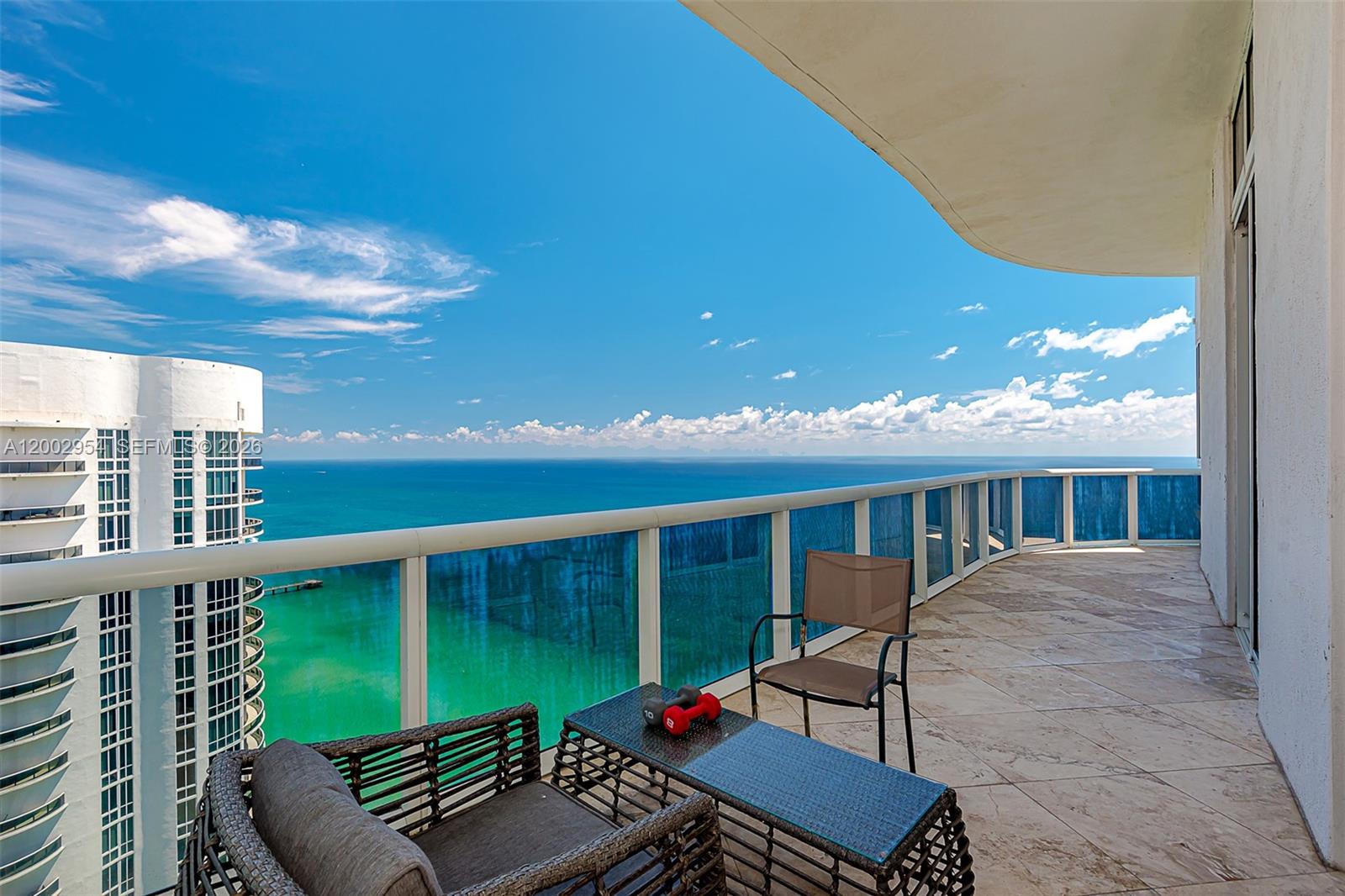 15901 Collins Ave #4302 Sunny Isles Beach, FL 33160