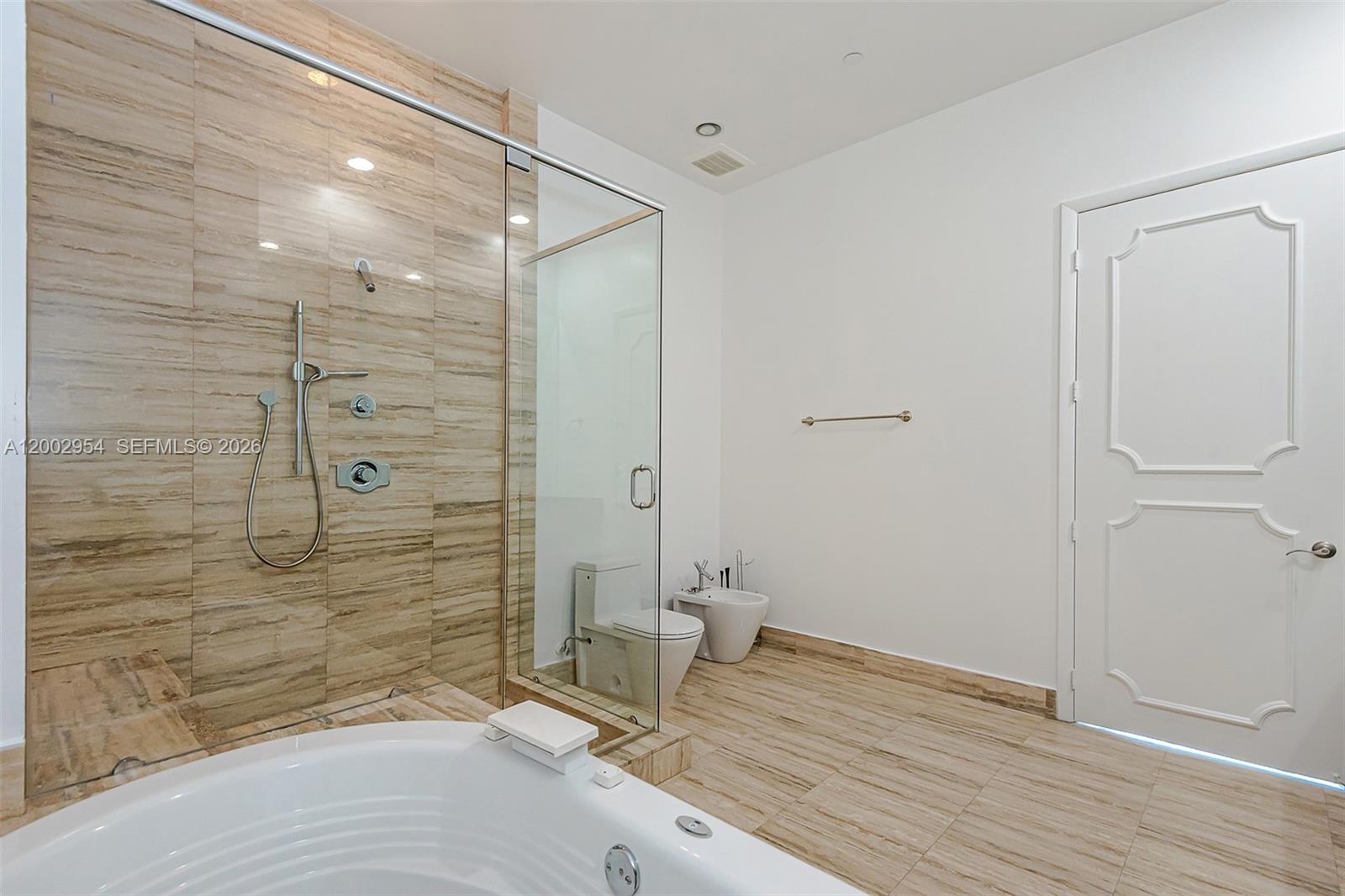 15901 Collins Ave #4302 Sunny Isles Beach, FL 33160