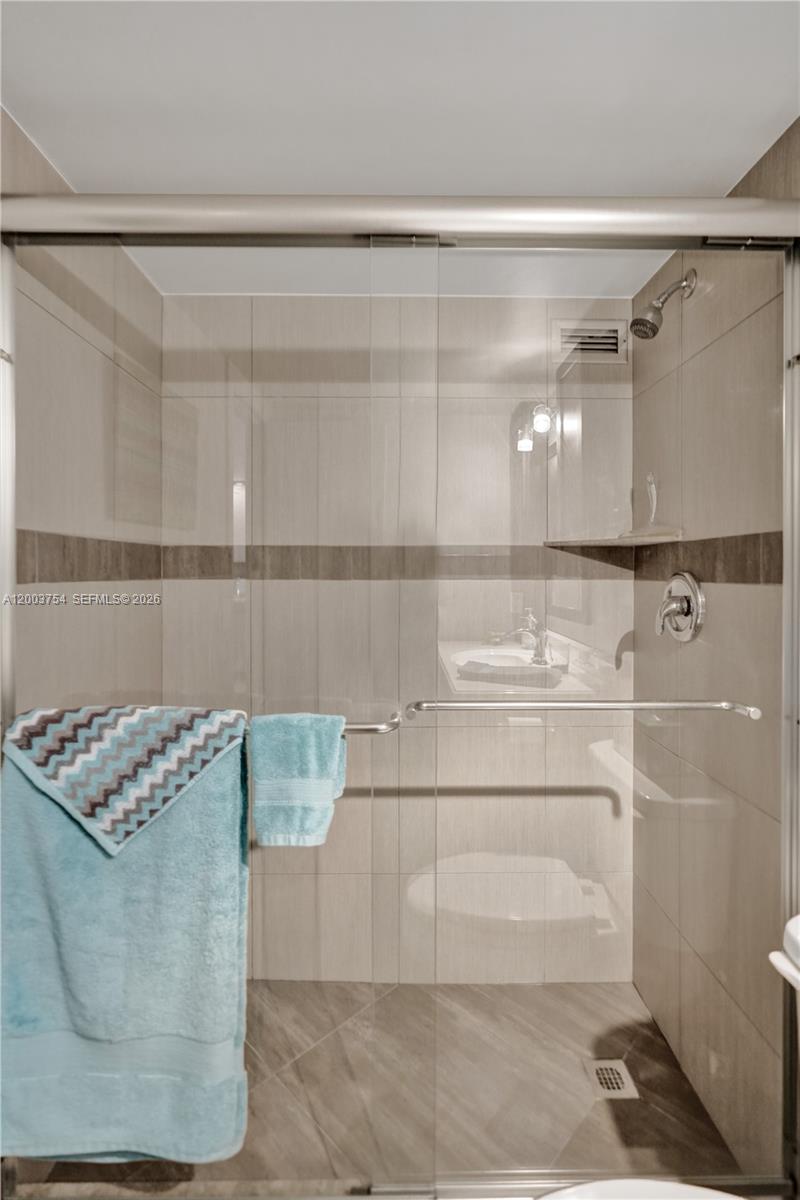 410 Golden Isles Dr #408 Hallandale Beach, FL 33009