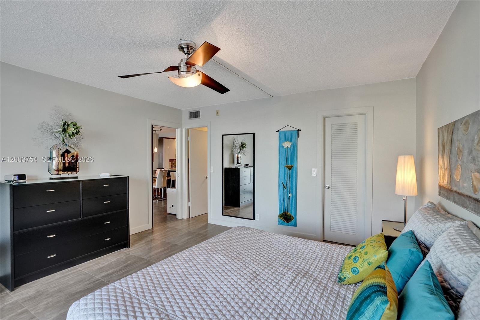 410 Golden Isles Dr #408 Hallandale Beach, FL 33009