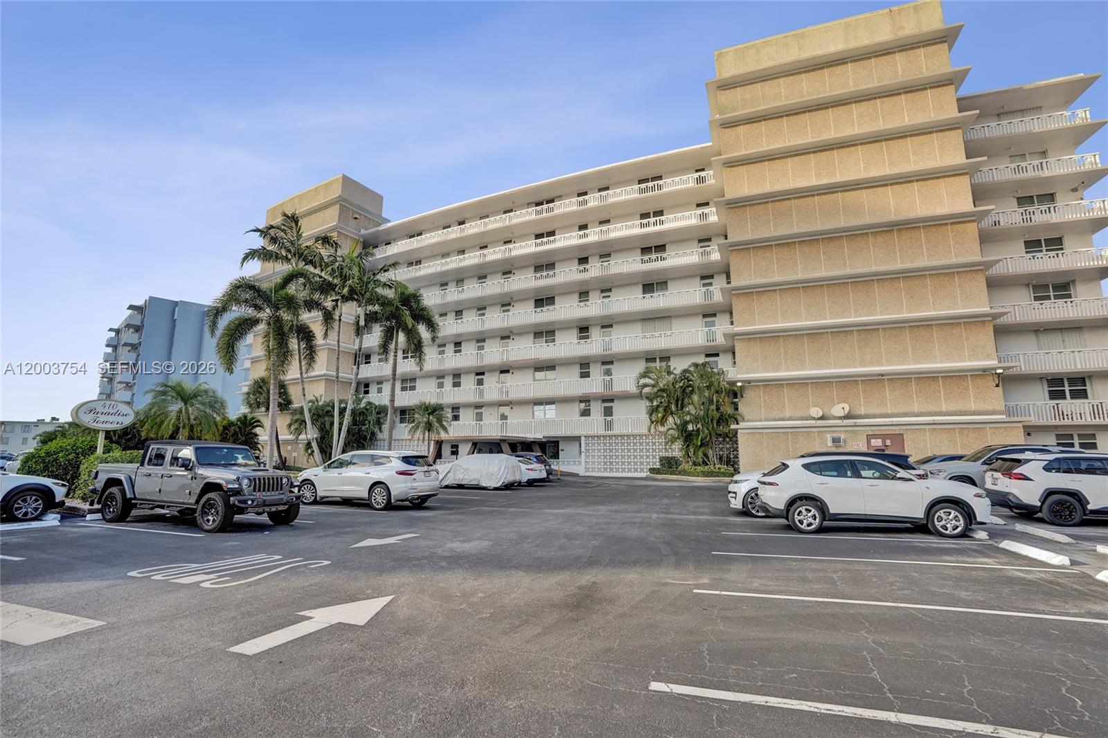 410 Golden Isles Dr #408 Hallandale Beach, FL 33009