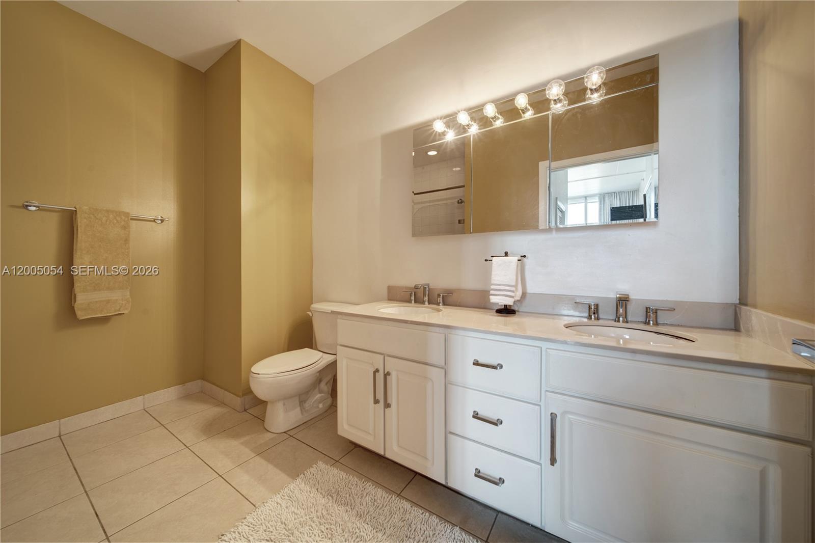 image Cite on the Bay West19
