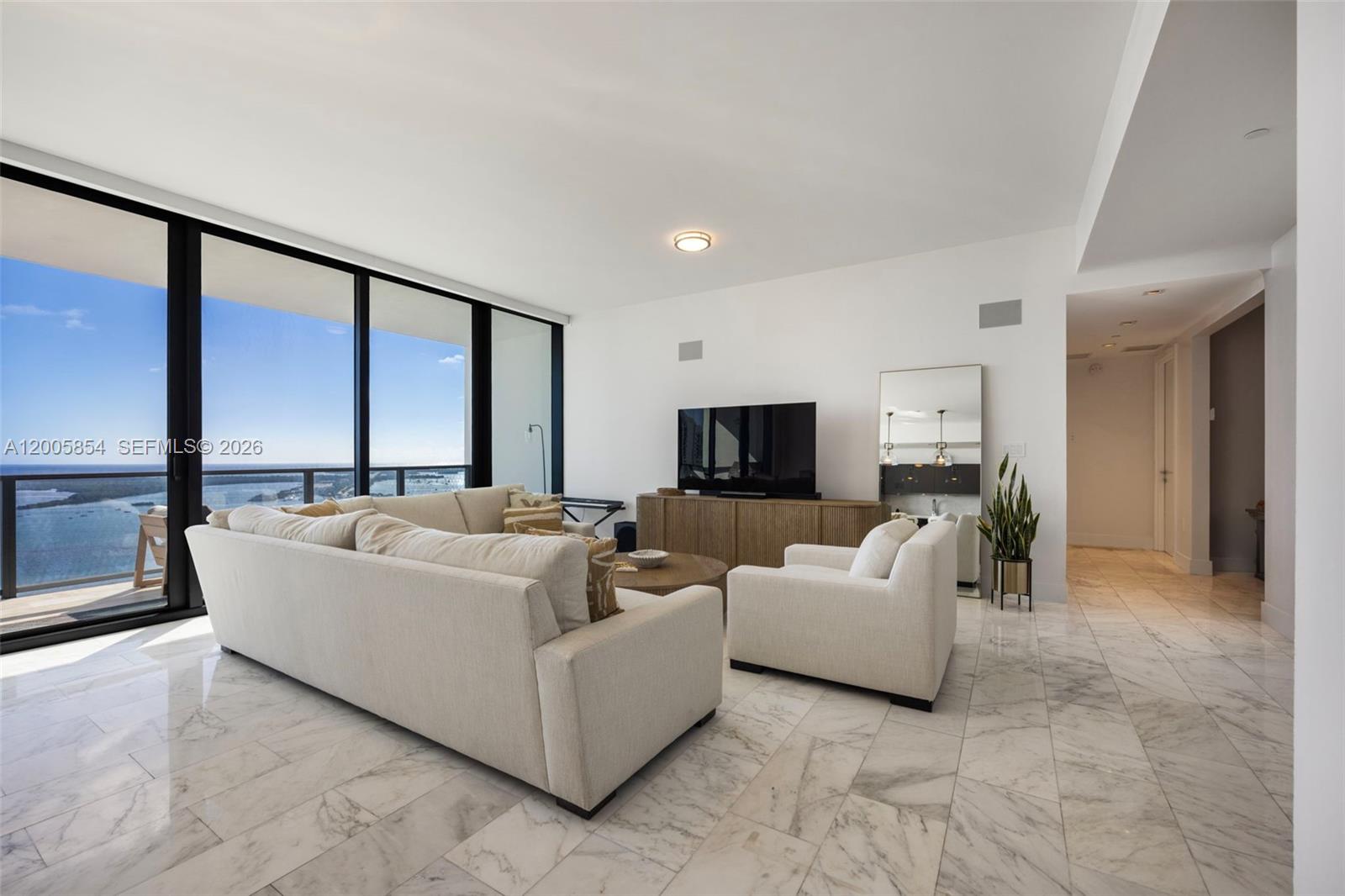 1451 Brickell Ave #4002 Miami, FL 33131