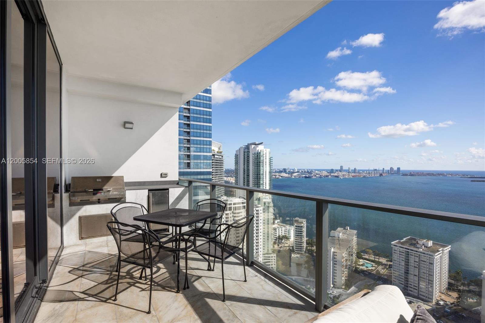 1451 Brickell Ave #4002 Miami, FL 33131