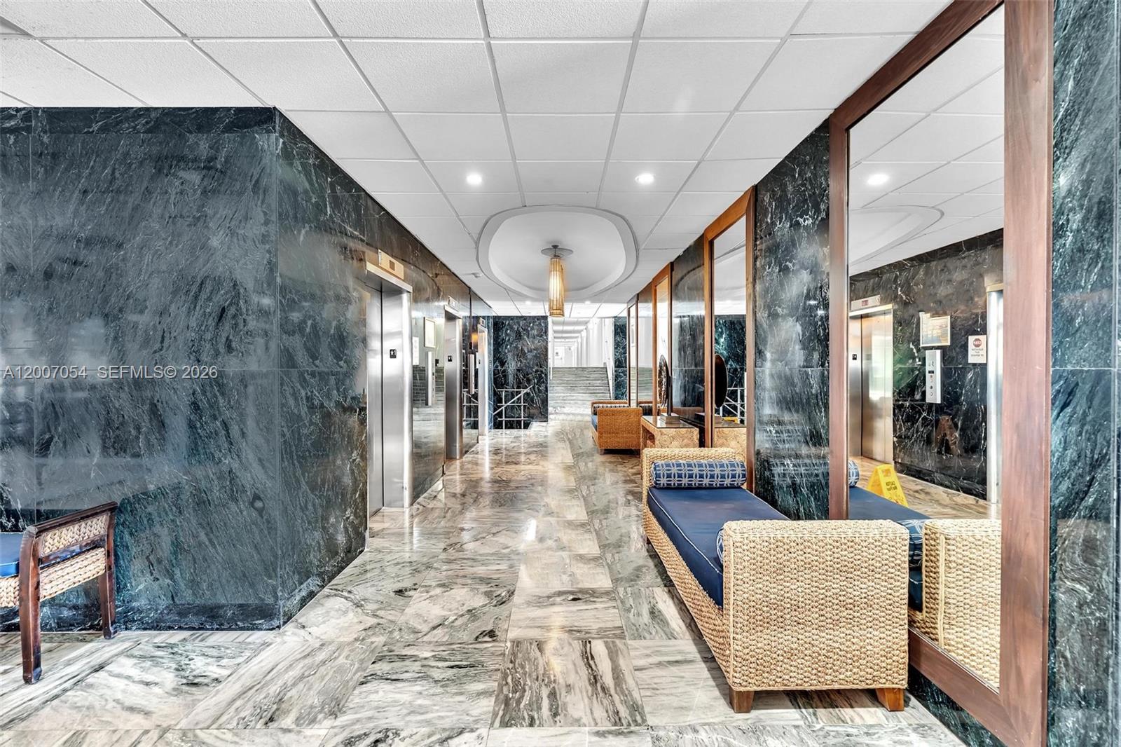 image Arlen House West34