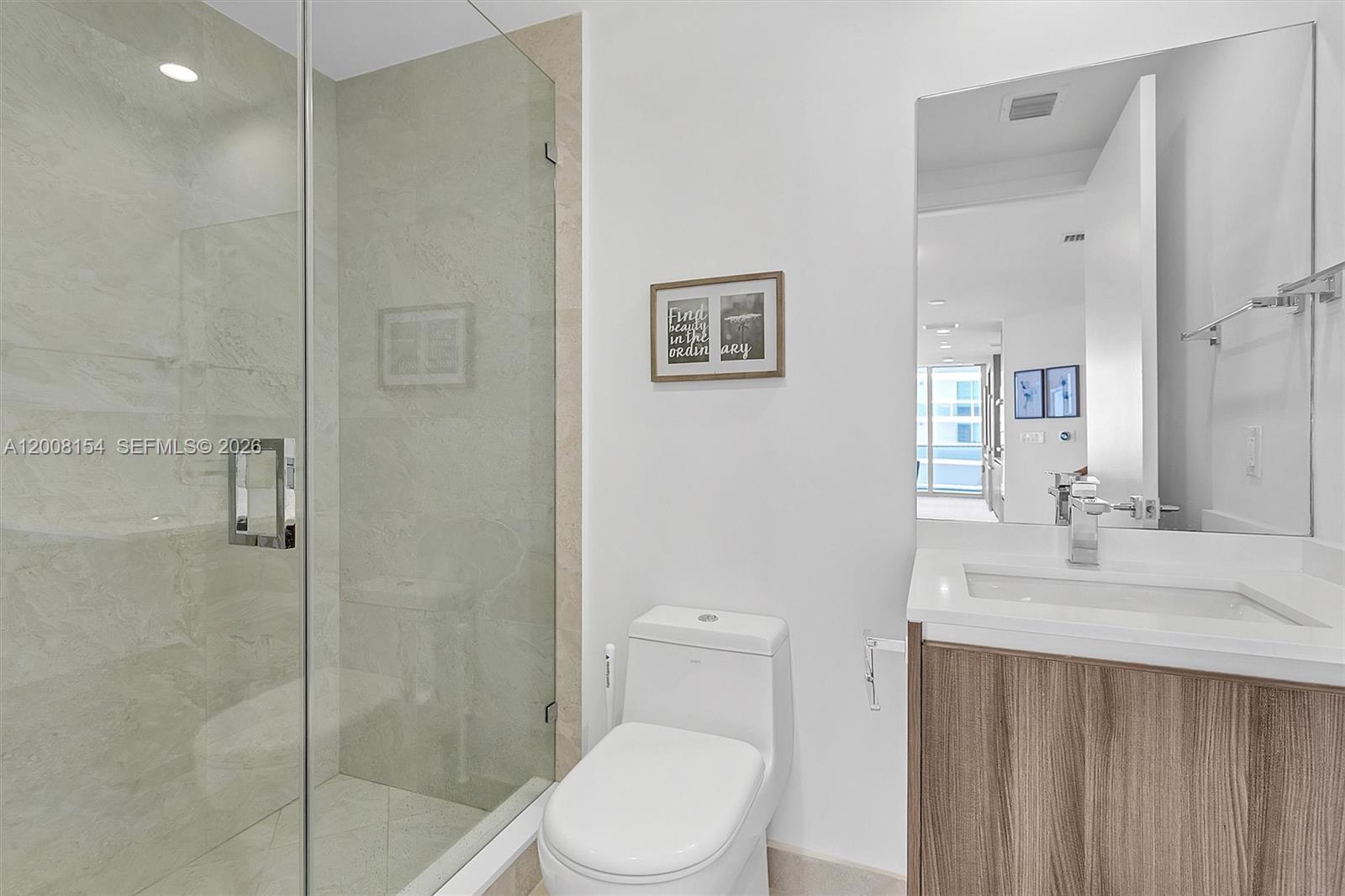 image Aria on the Bay14