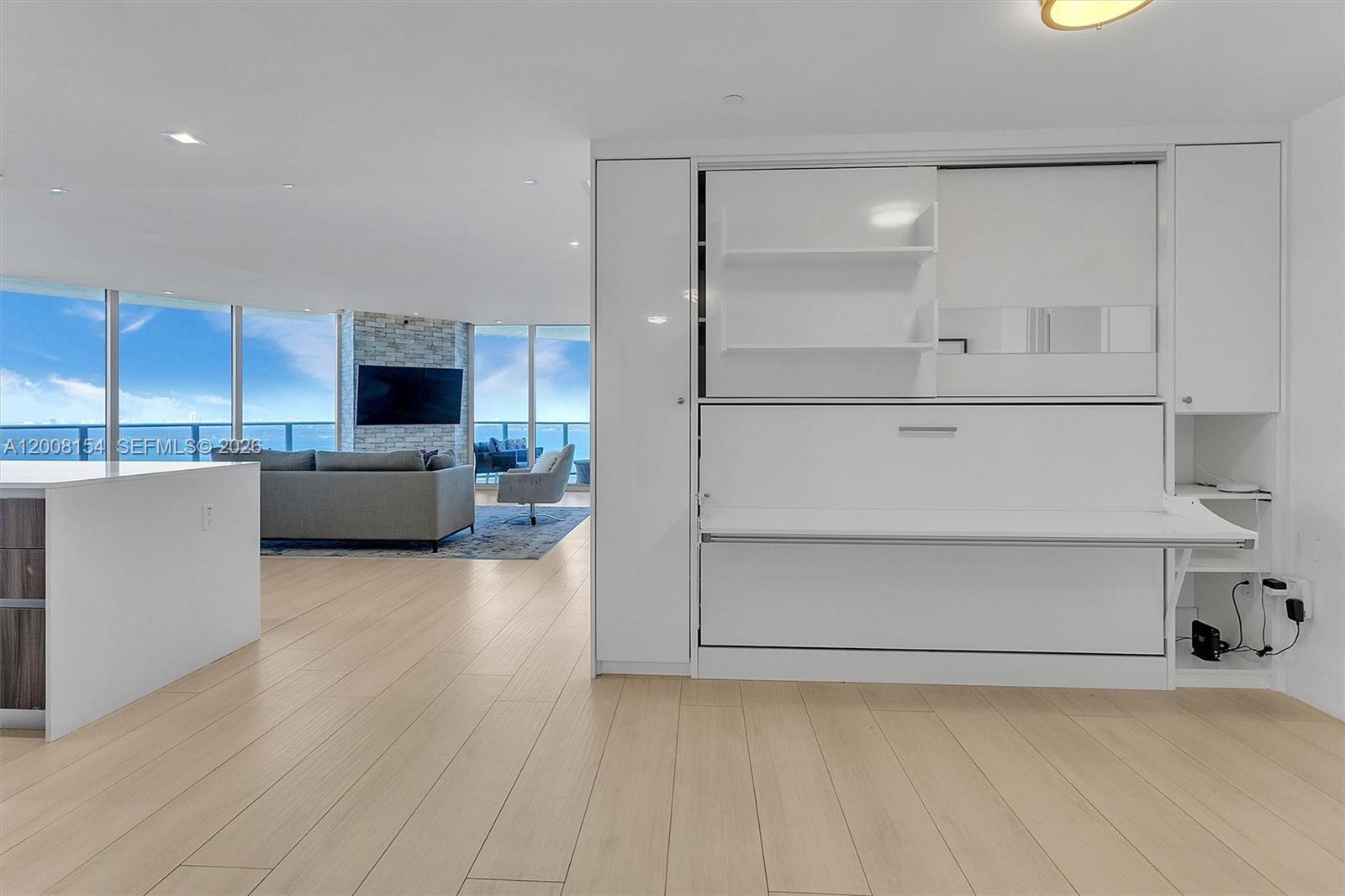 image Aria on the Bay15