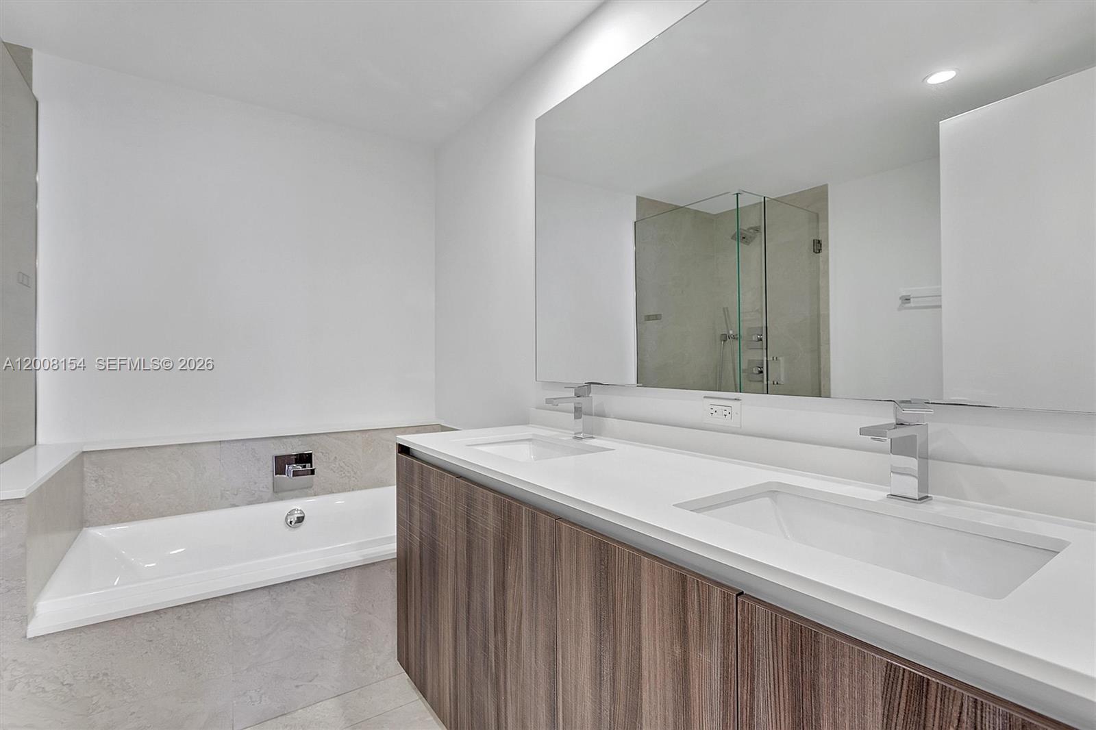 image Aria on the Bay18