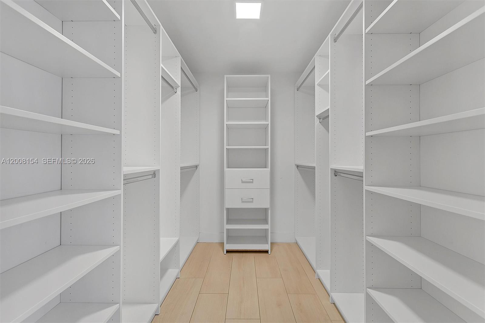 image Aria on the Bay19