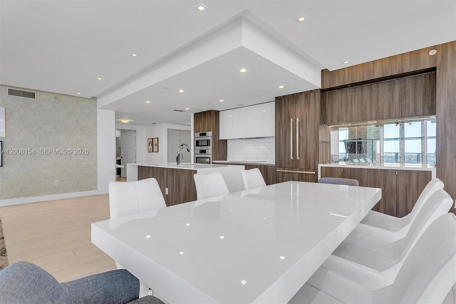 image Aria on the Bay7