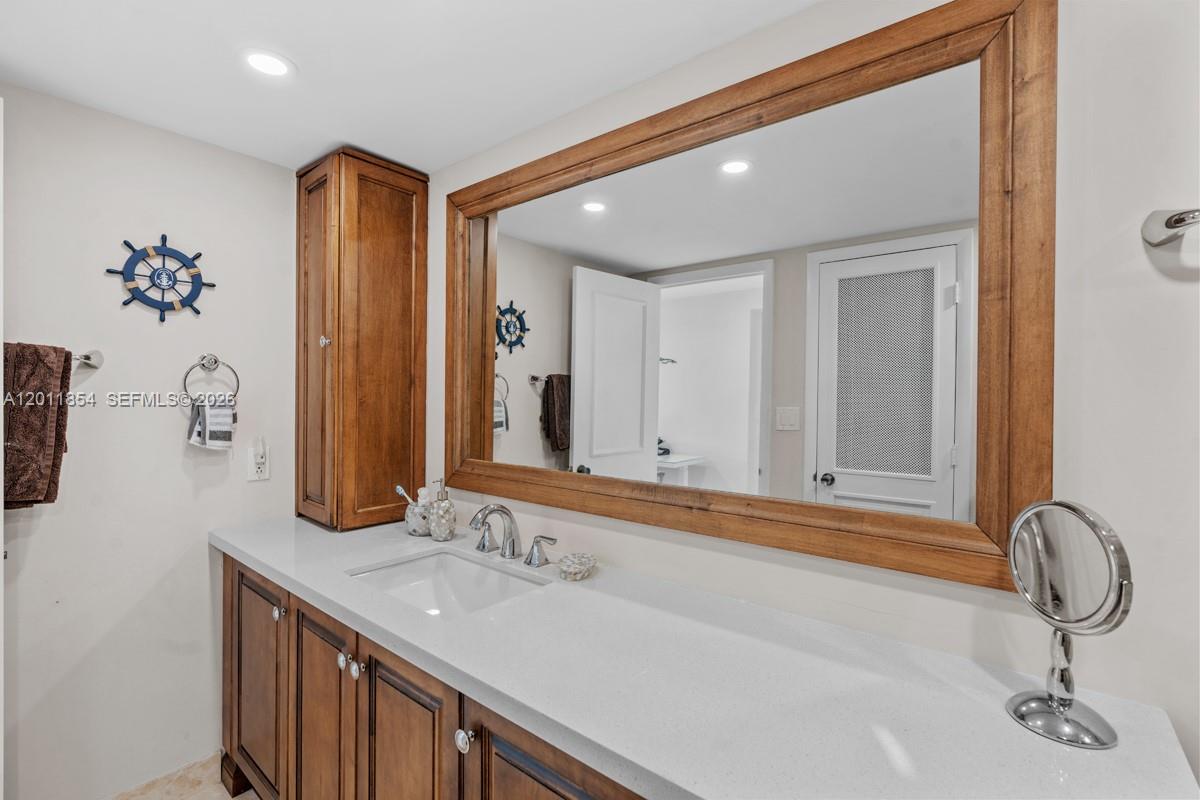 2100 S Ocean Ln #1704 Fort Lauderdale, FL 33316