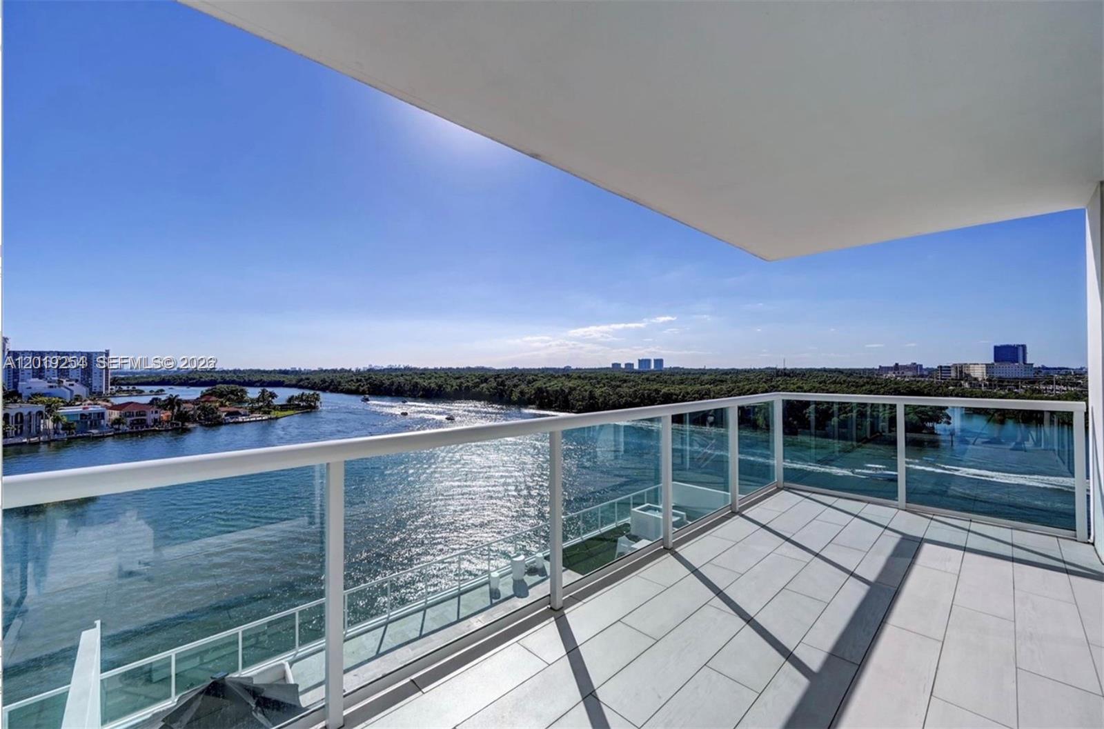 image 400 Sunny Isles11