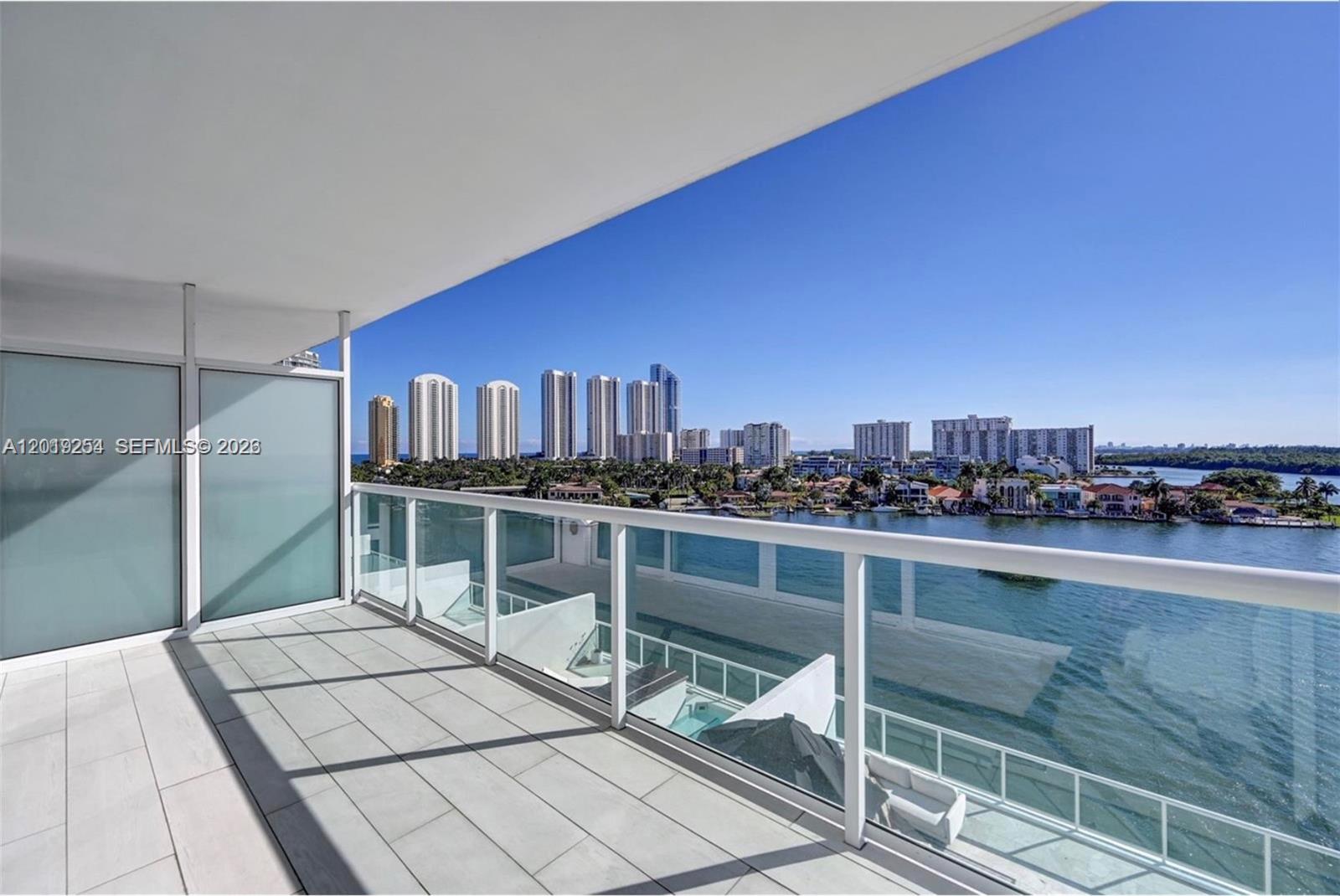 image 400 Sunny Isles12