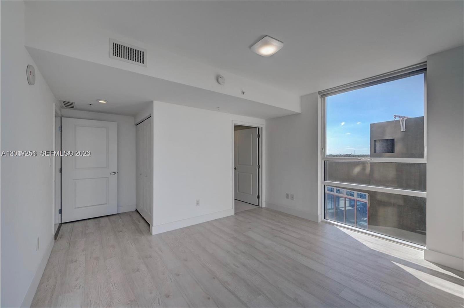 image 400 Sunny Isles22