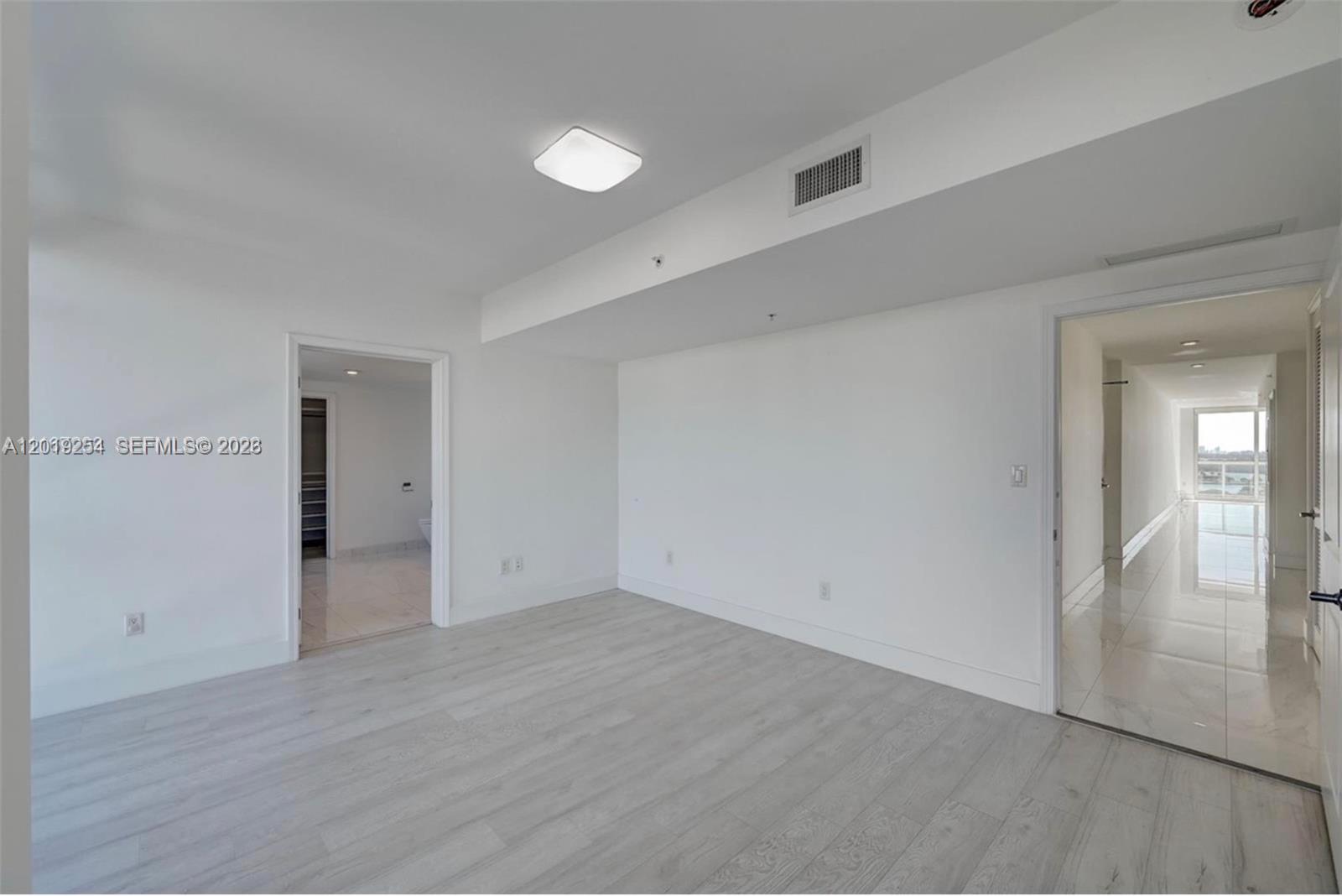 image 400 Sunny Isles27