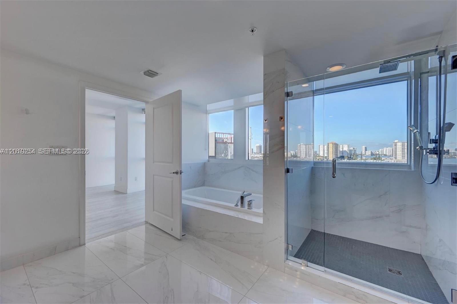 image 400 Sunny Isles29