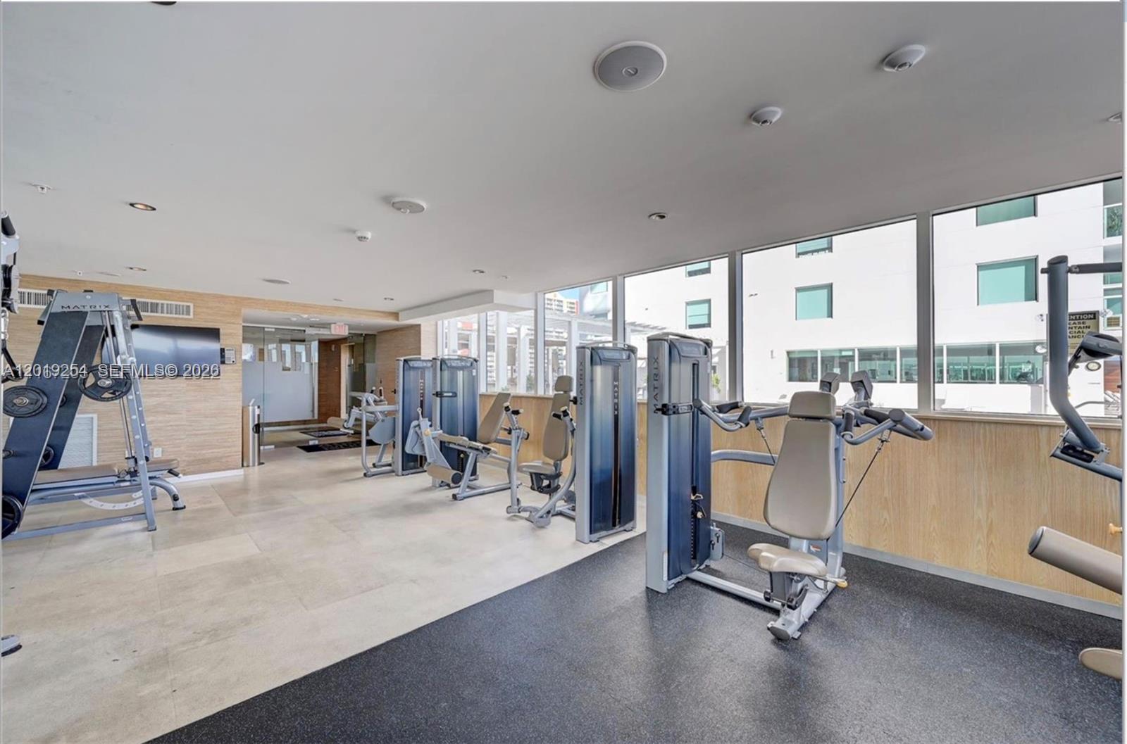 image 400 Sunny Isles32