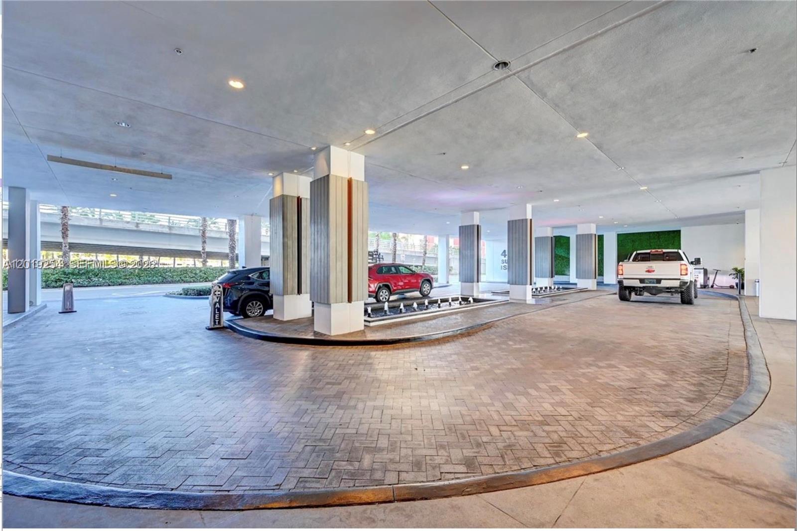 image 400 Sunny Isles37
