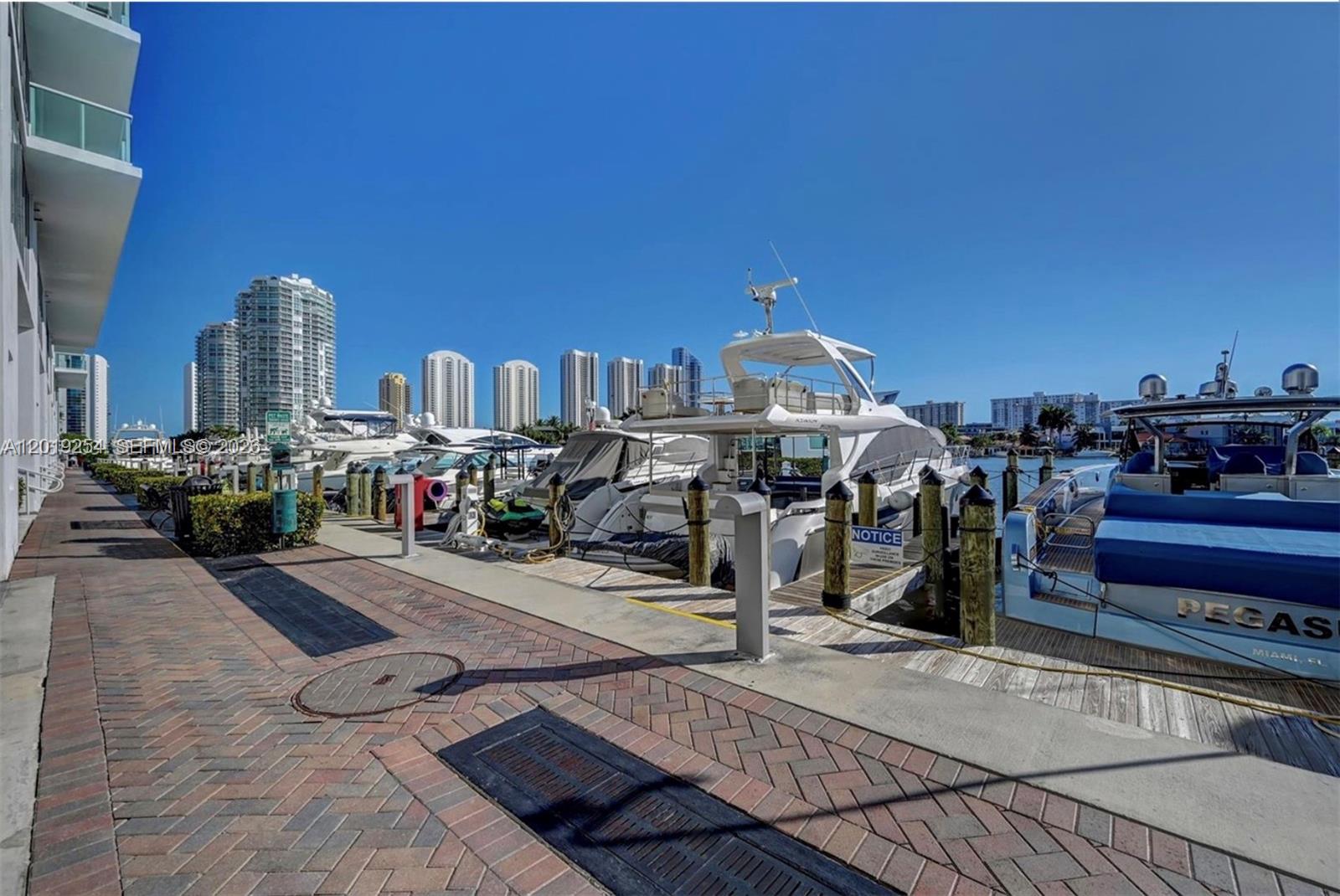 image 400 Sunny Isles39