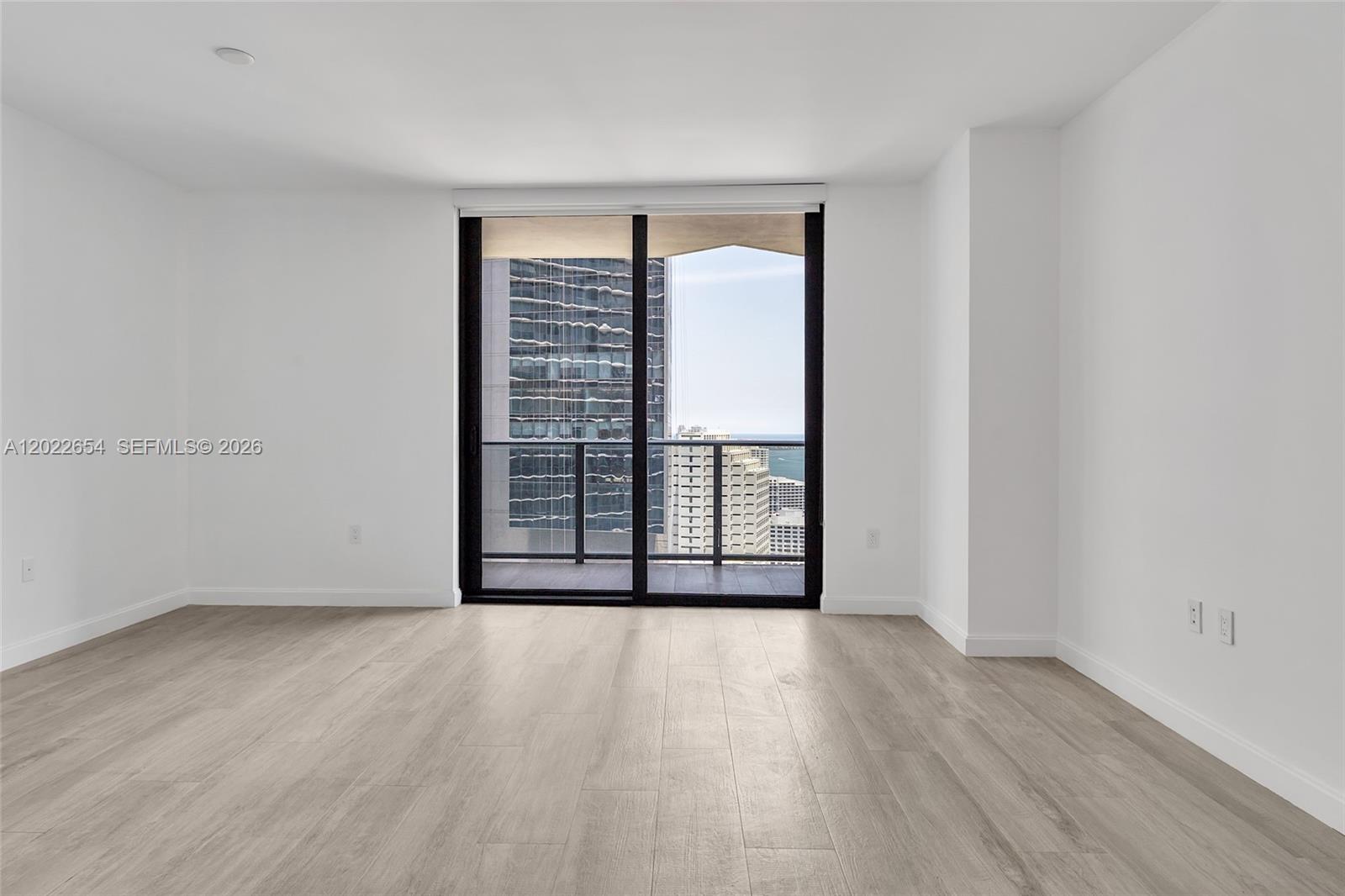 45 SW 9th St #3502 Miami, FL 33130