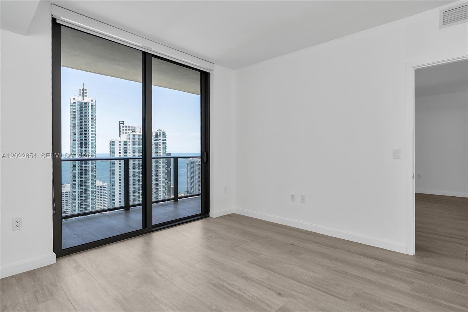 45 SW 9th St #3502 Miami, FL 33130