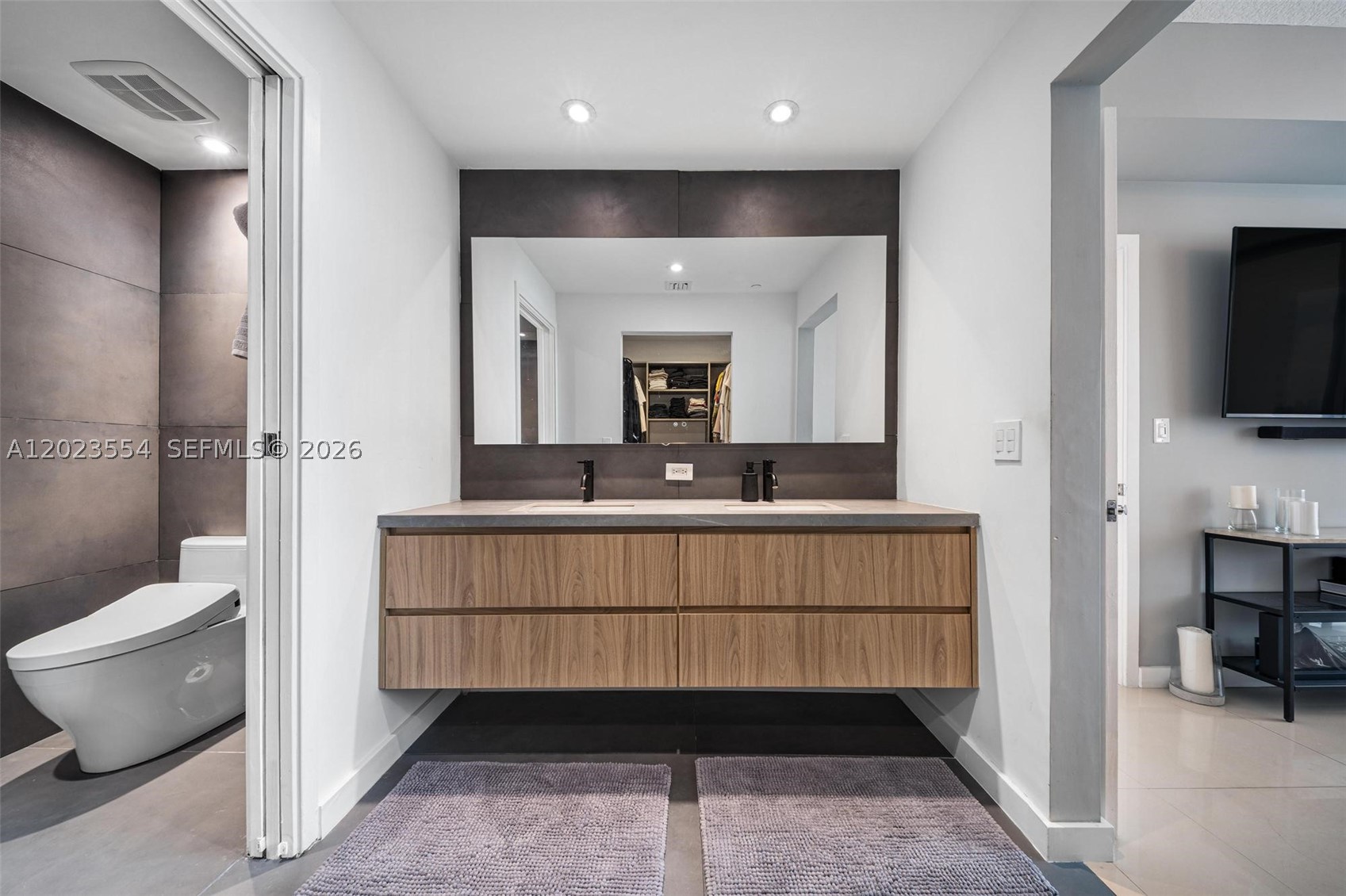 image Bay House15