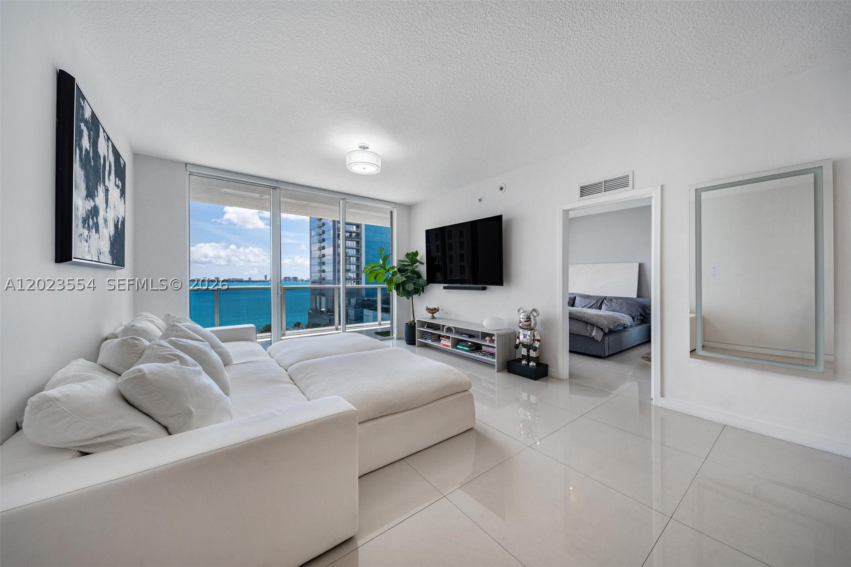 image Bay House5