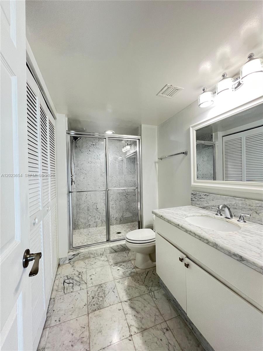 16400 Collins Ave #1242 Sunny Isles Beach, FL 33160