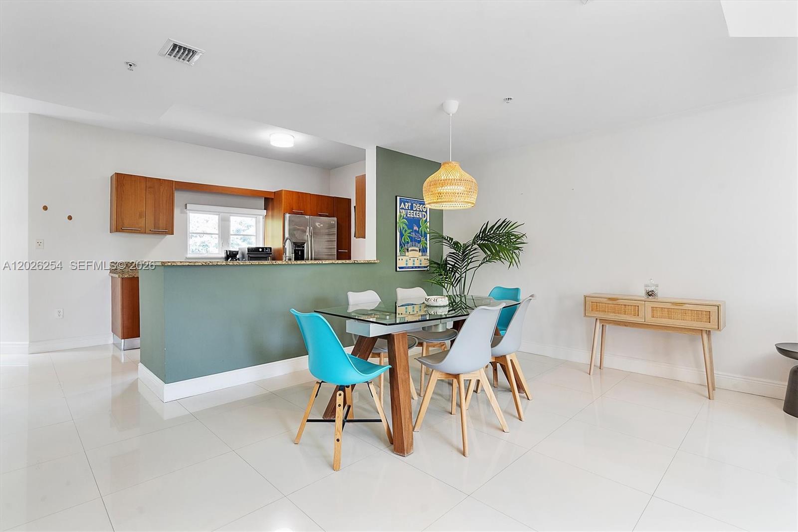 2704 NE 184th Ter Aventura, FL 33160