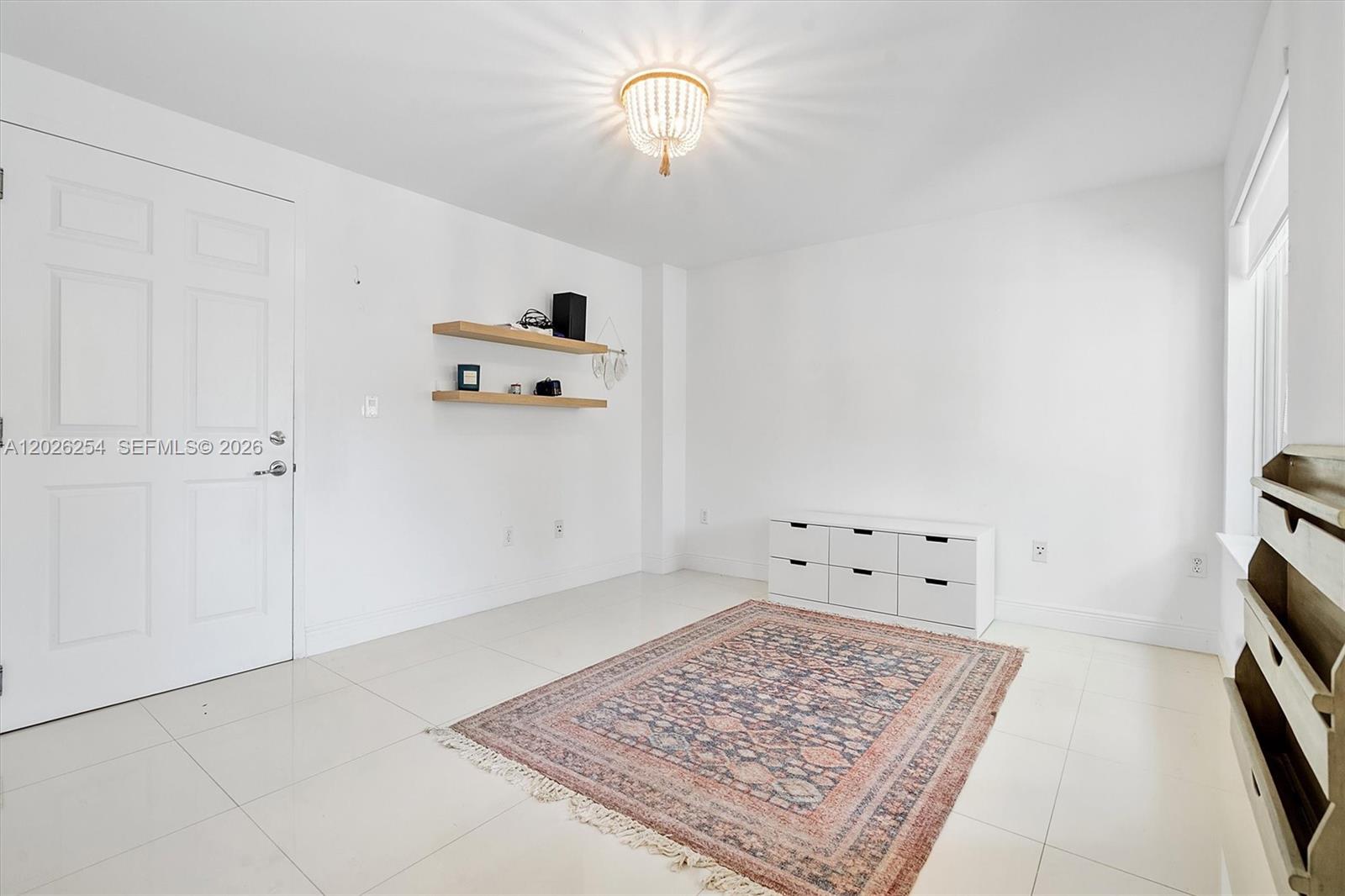 2704 NE 184th Ter Aventura, FL 33160