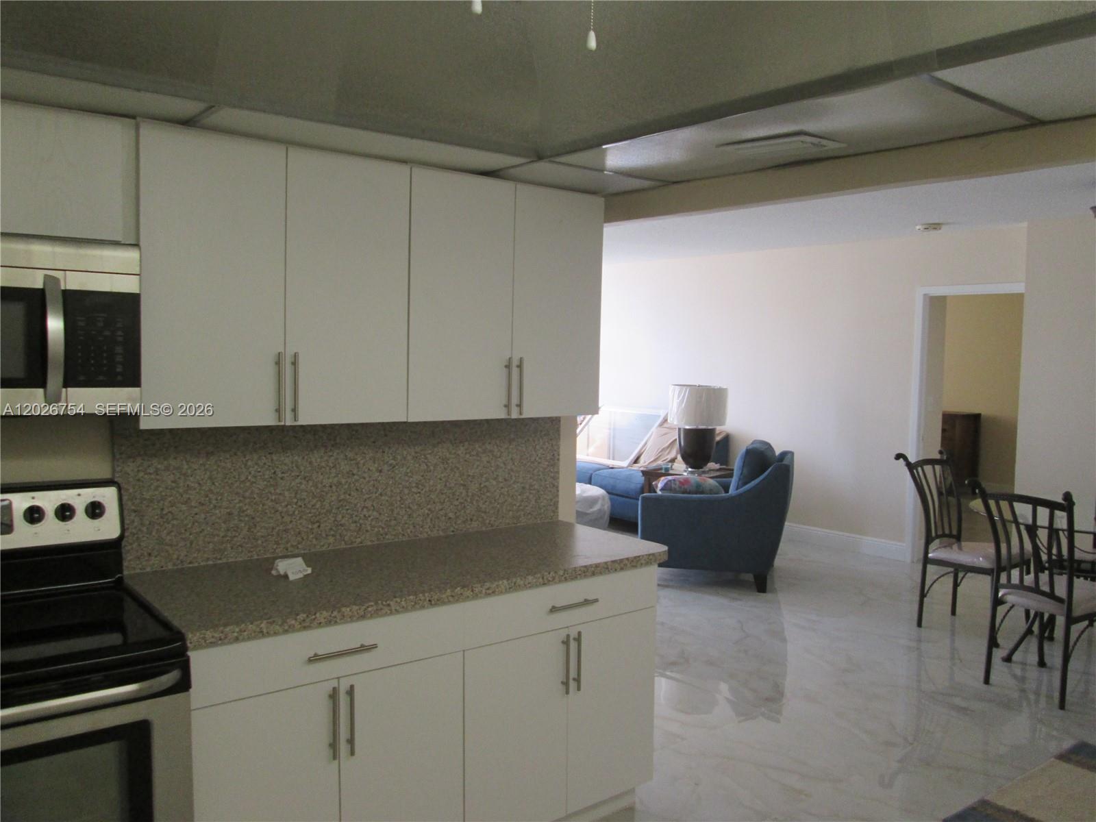 image Winston Towers 20011