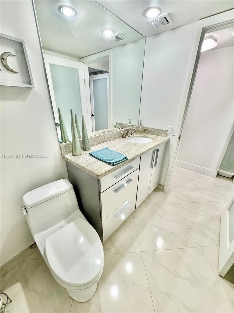 4100 Galt Ocean Dr #706 Fort Lauderdale, FL 33308