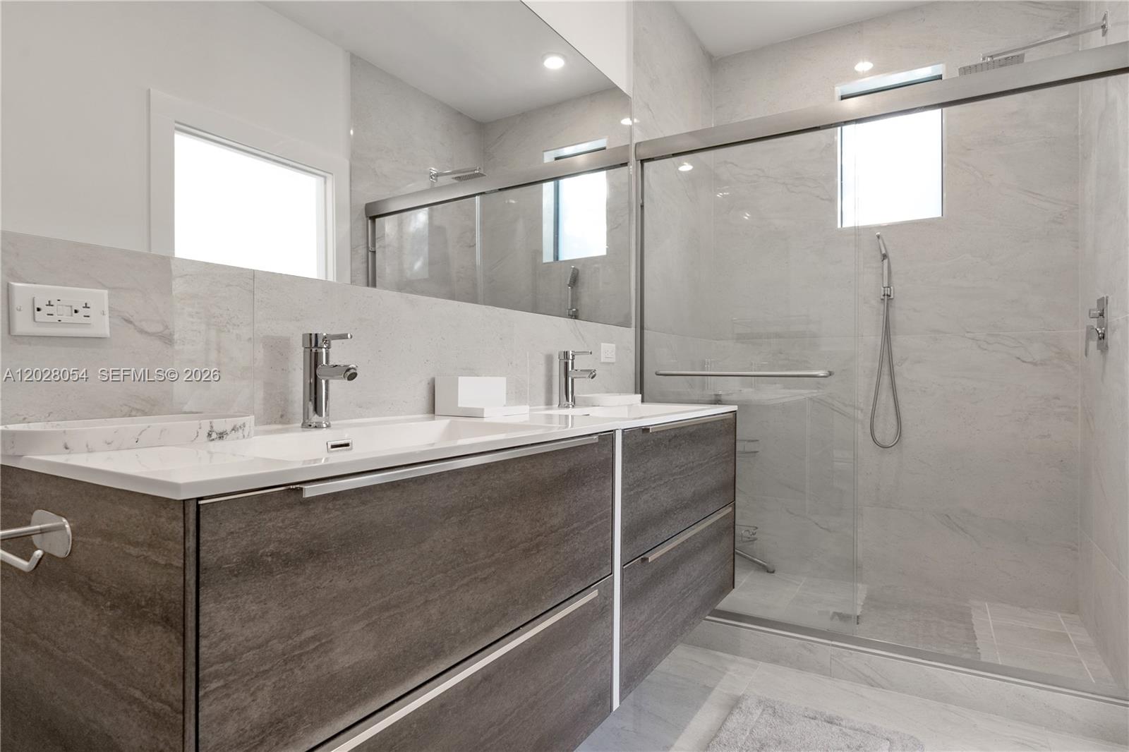 2887 SW 33rd Ave Miami, FL 33133