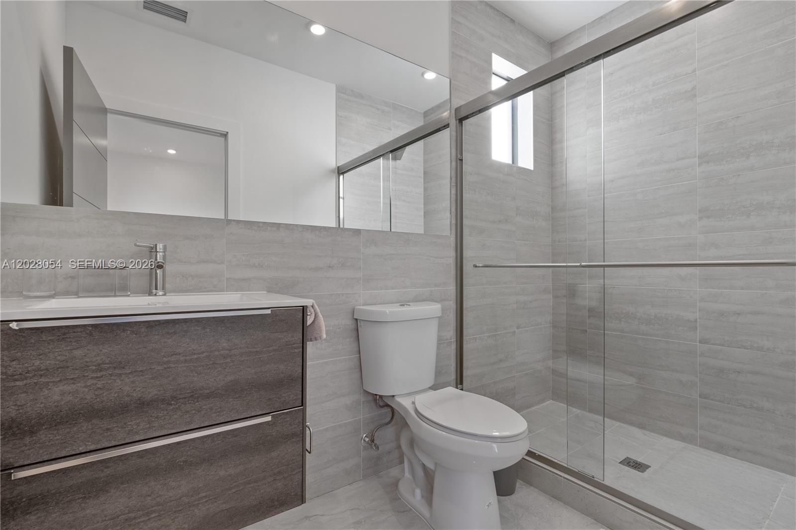 2887 SW 33rd Ave Miami, FL 33133
