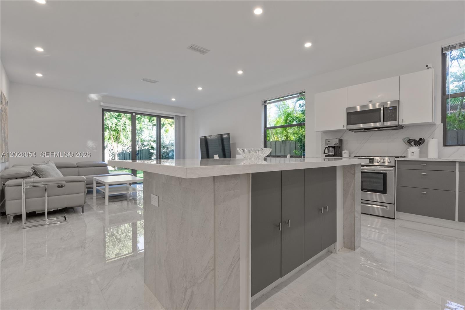 2887 SW 33rd Ave Miami, FL 33133