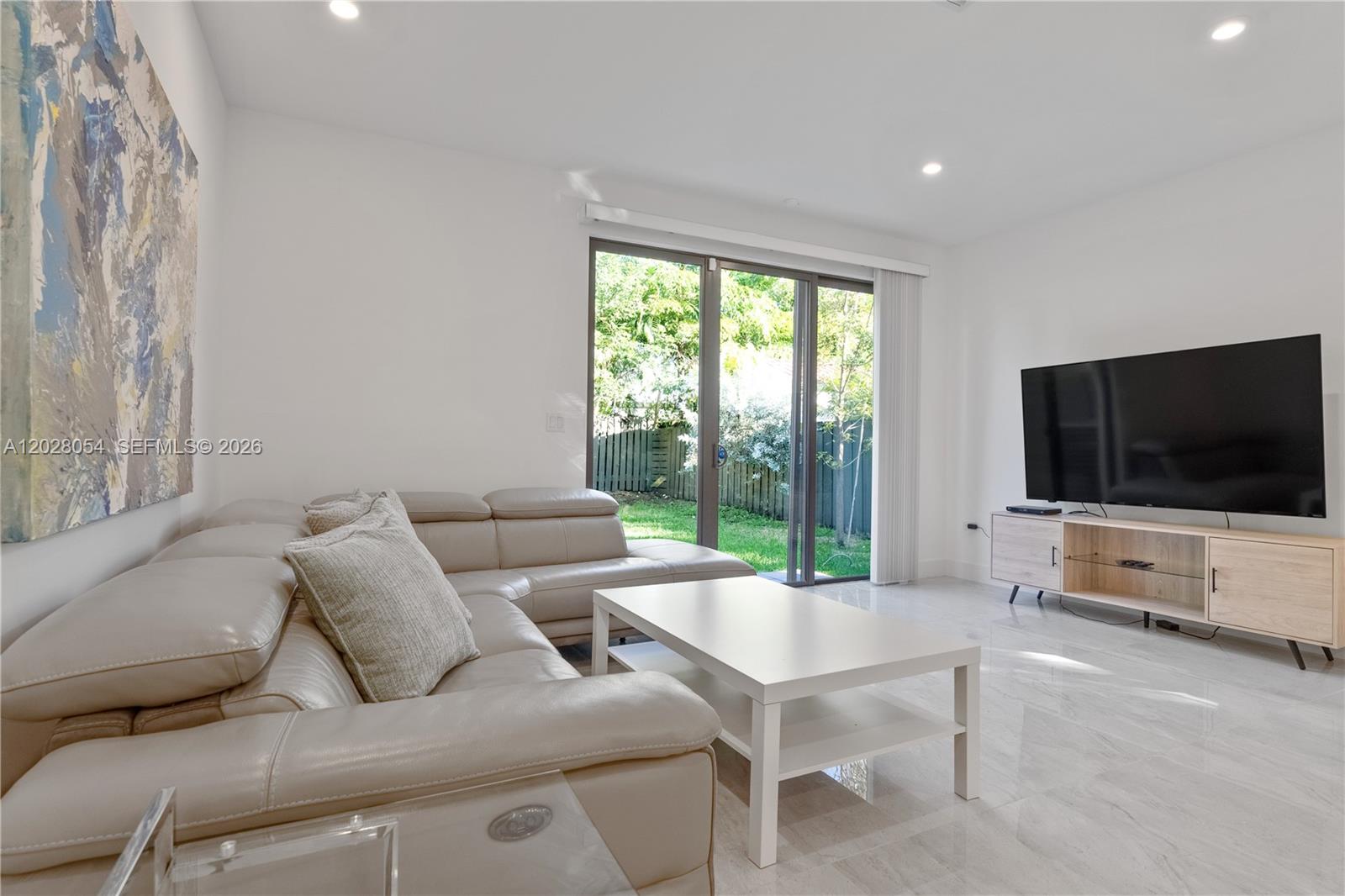 2887 SW 33rd Ave Miami, FL 33133