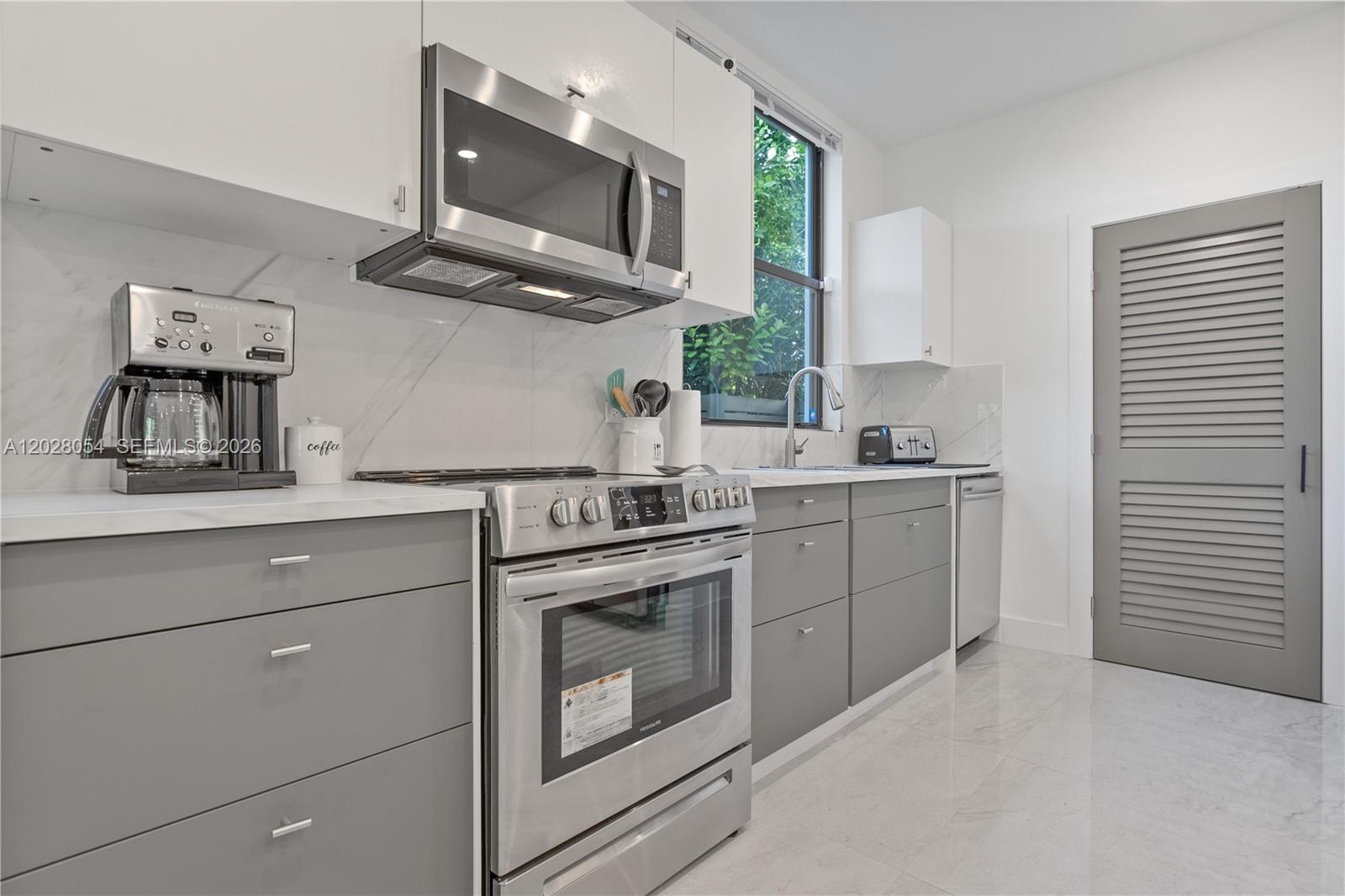 2887 SW 33rd Ave Miami, FL 33133