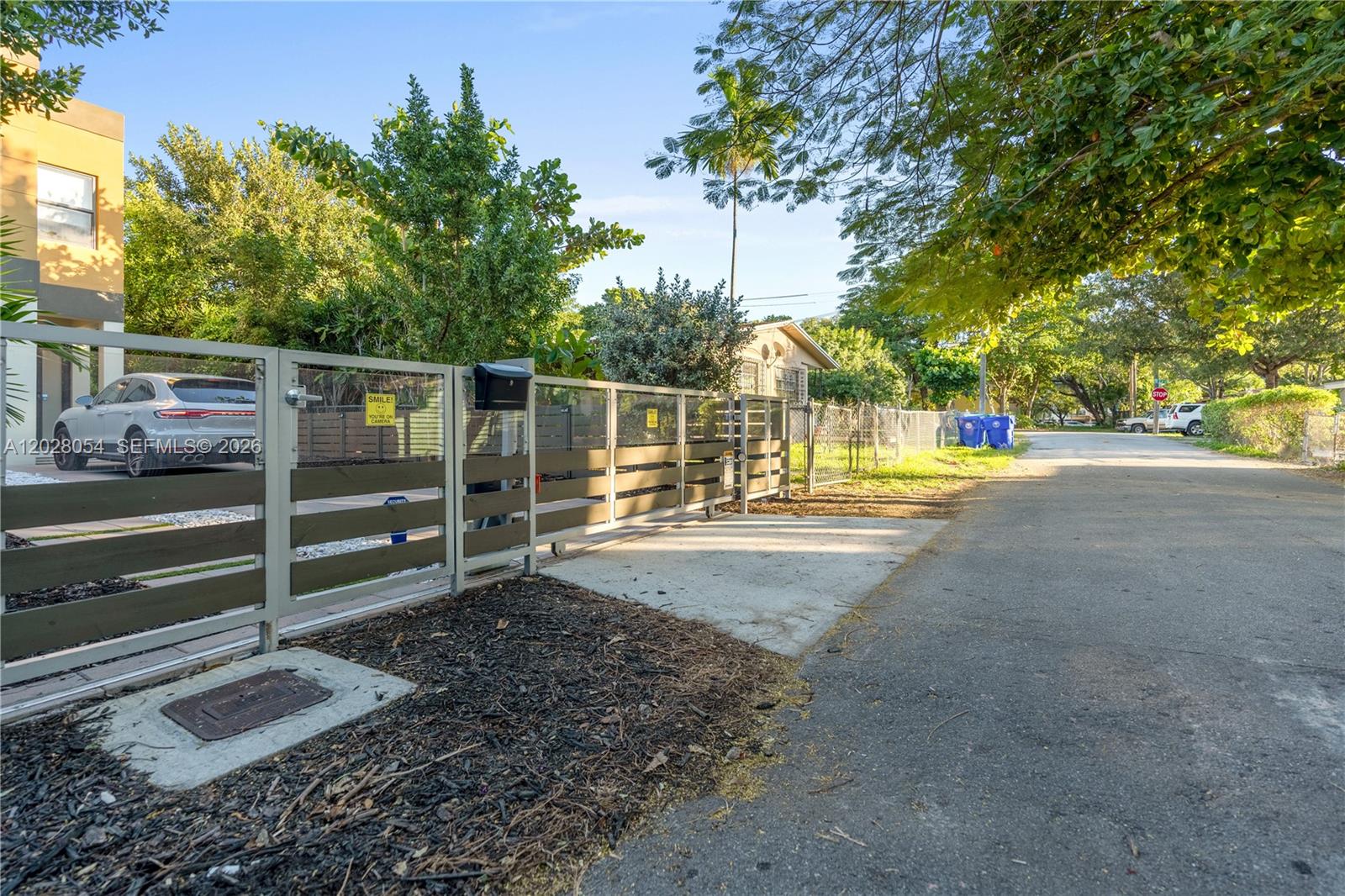 2887 SW 33rd Ave Miami, FL 33133