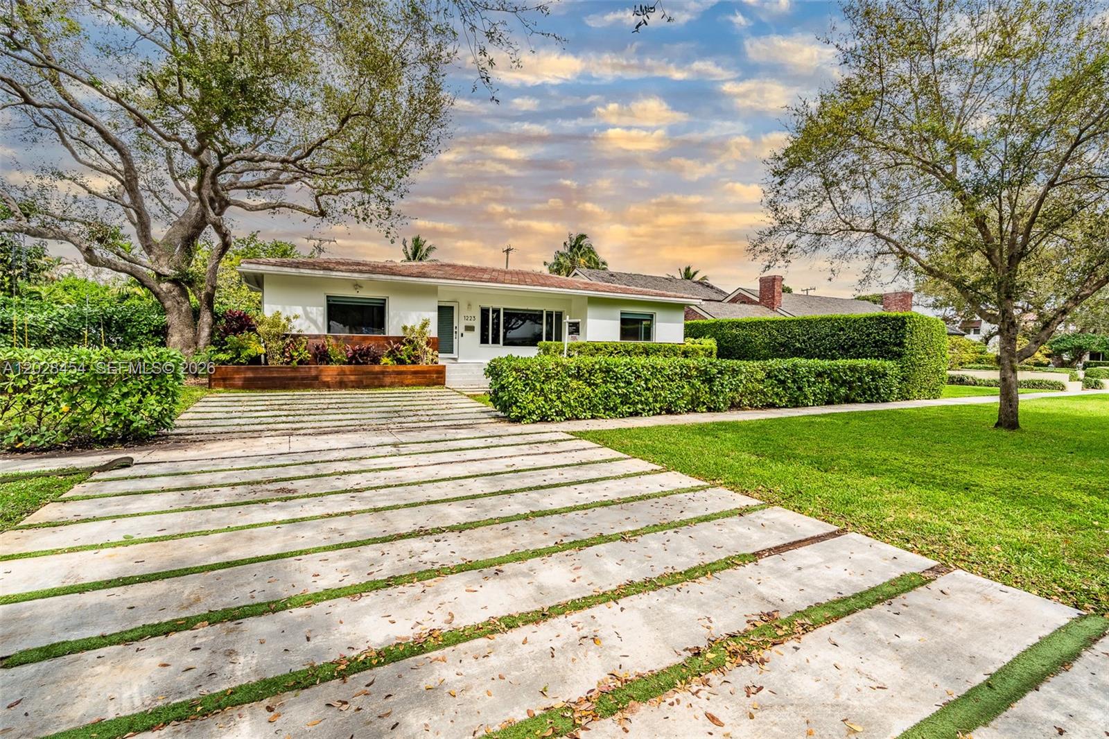 1223 NE 102nd St Miami Shores, FL 33138