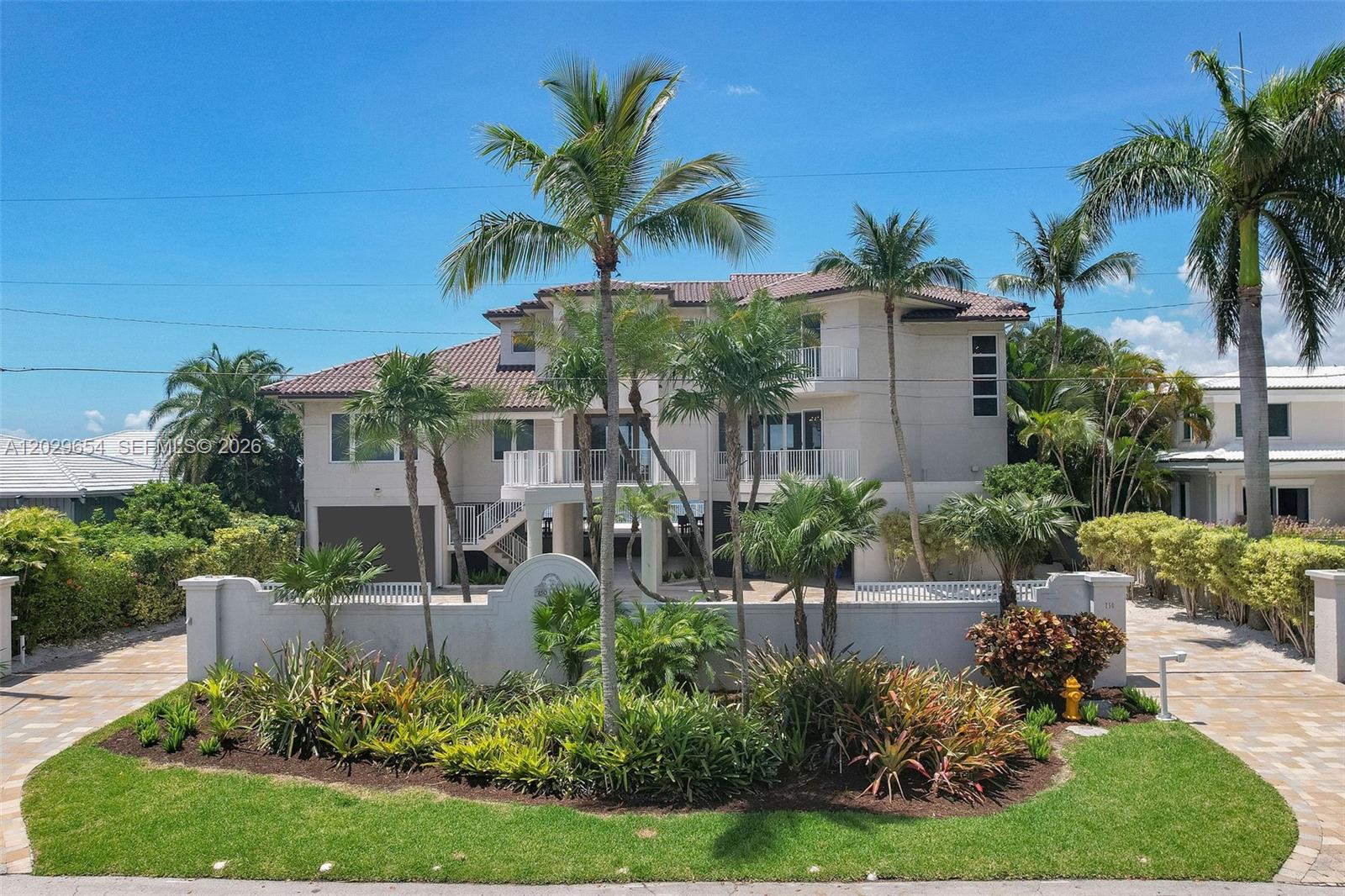 750 Lugo Ave Coral Gables, FL 33156