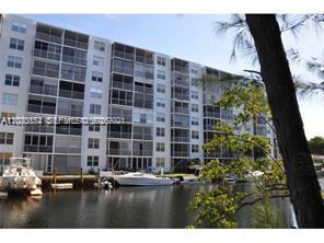 3660 NE 166th St #611