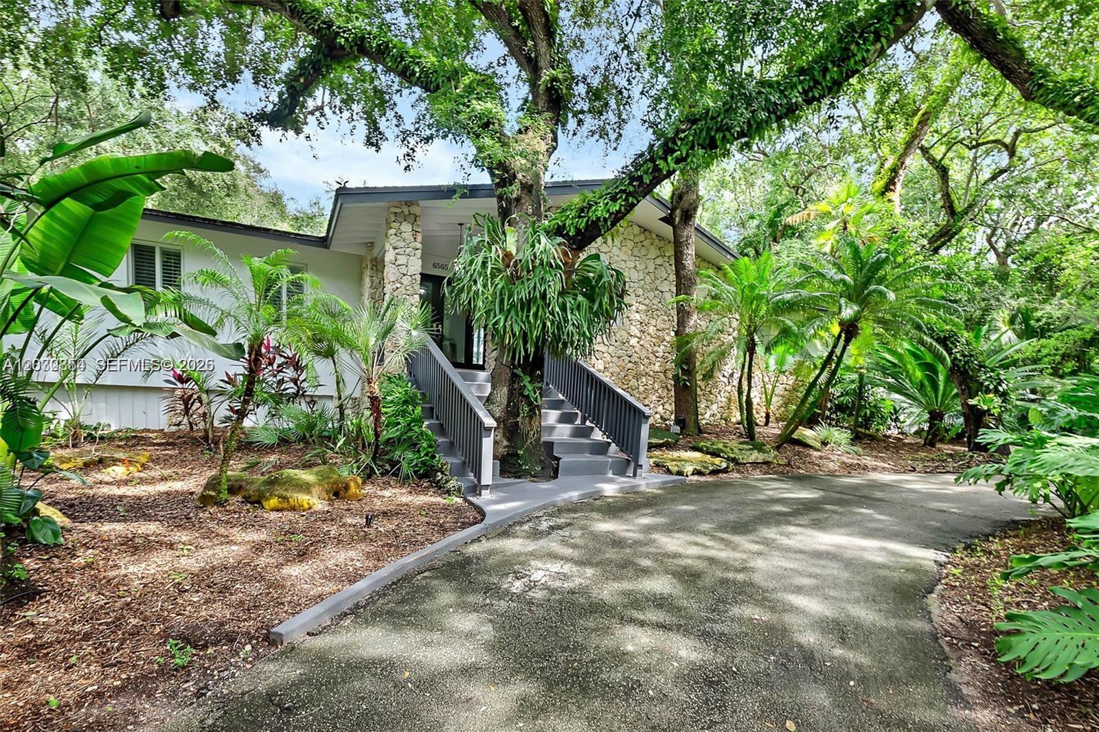 6565 SW 134th Dr Pinecrest, FL 33156