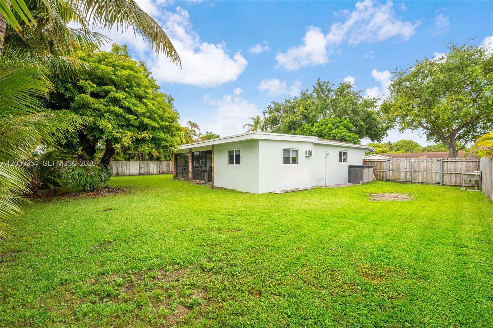 10421 SW 107th St Miami, FL 33176