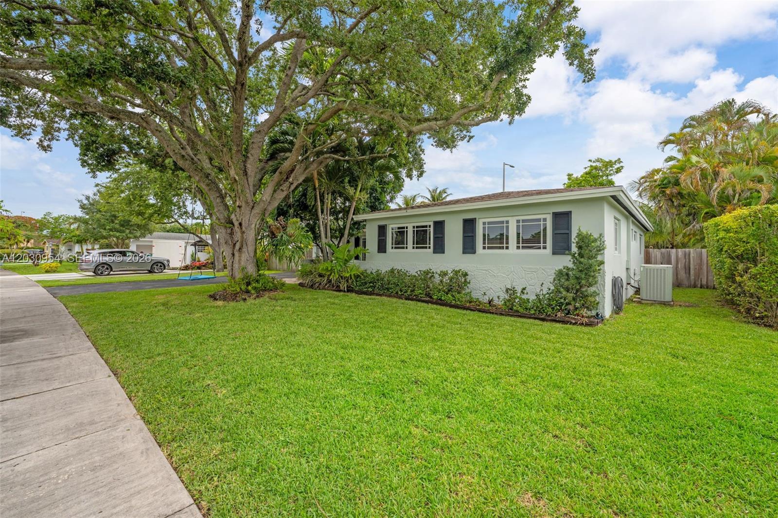 10421 SW 107th St Miami, FL 33176