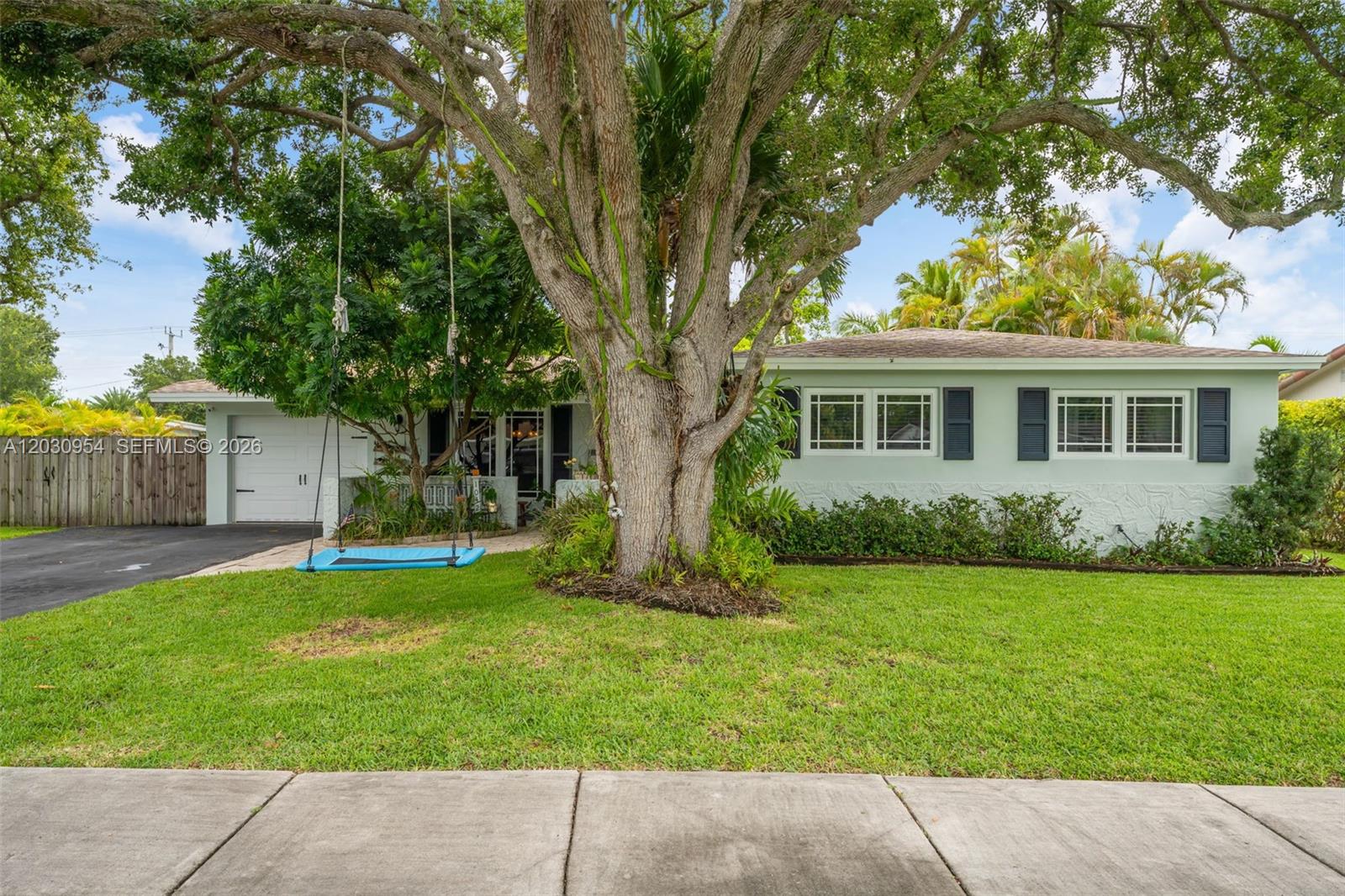 10421 SW 107th St Miami, FL 33176